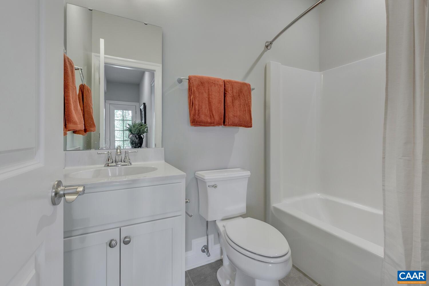 3625 THICKET RUN PL