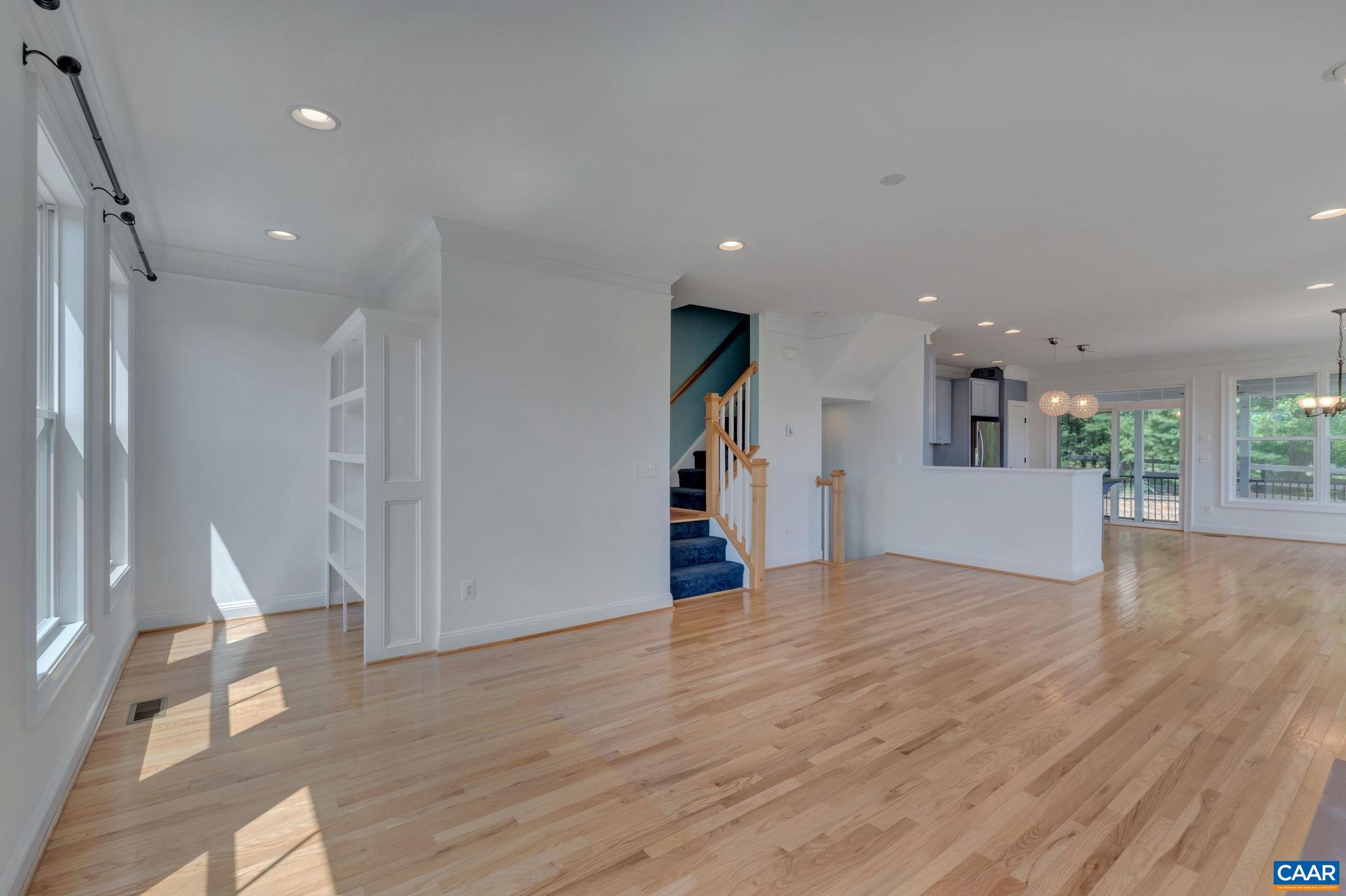 1727 BELVEDERE PL