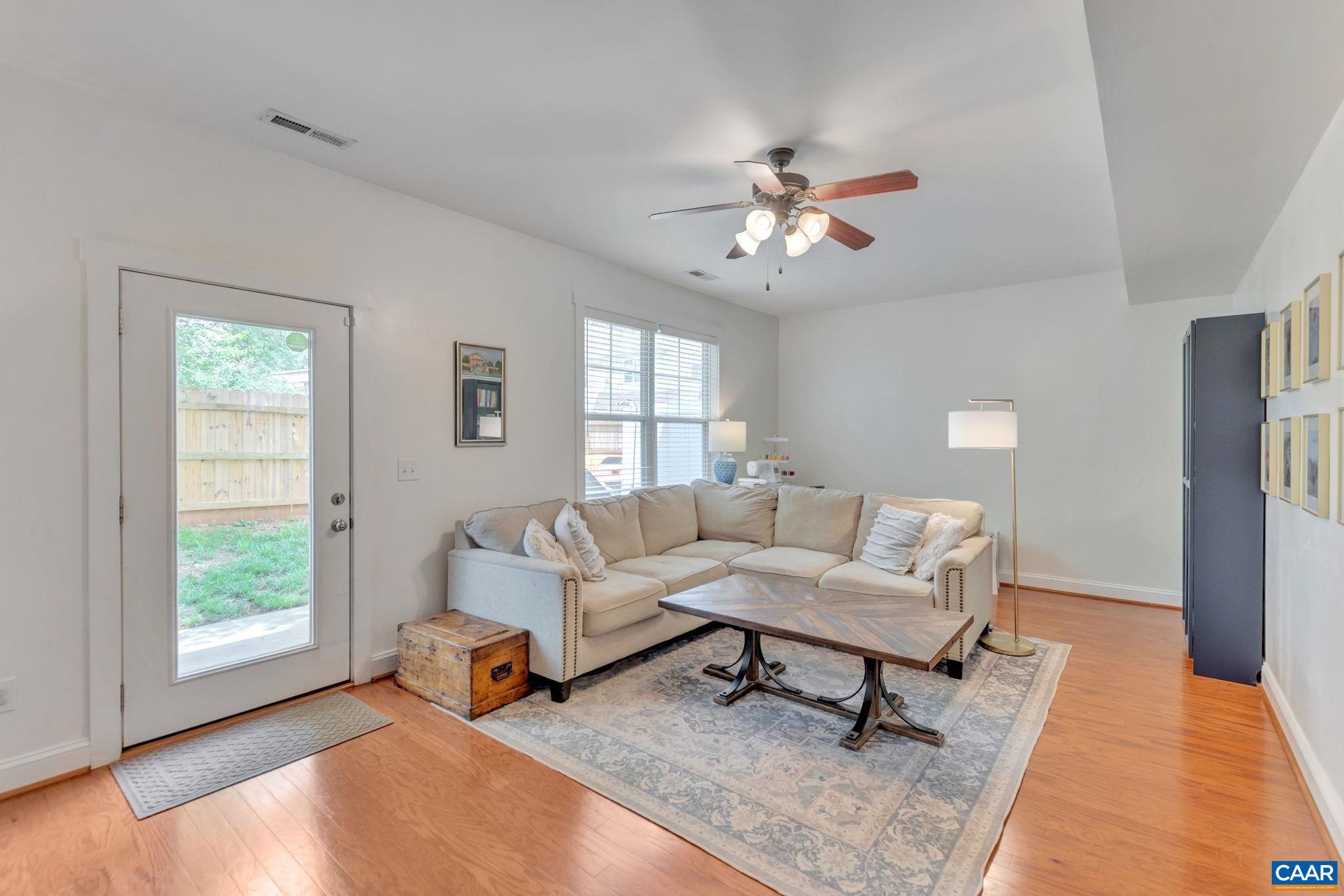 364 JOLIET CT