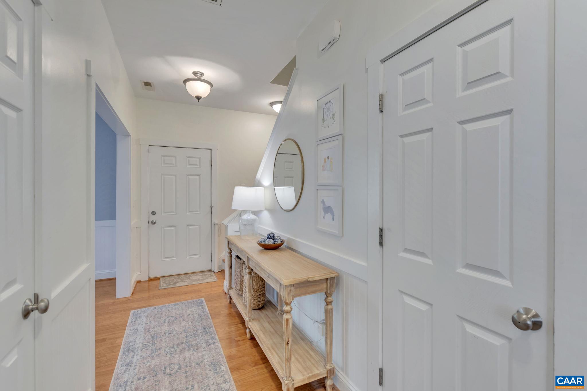 364 JOLIET CT
