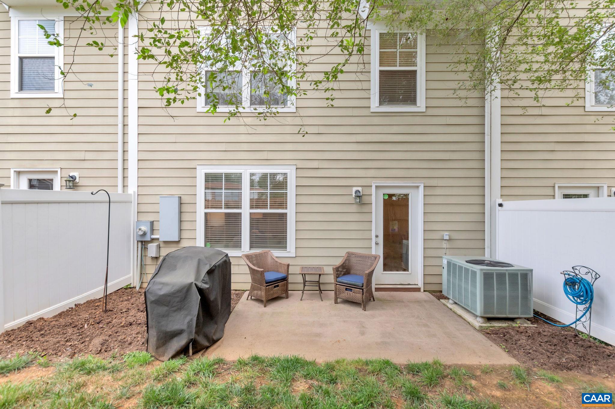 364 JOLIET CT
