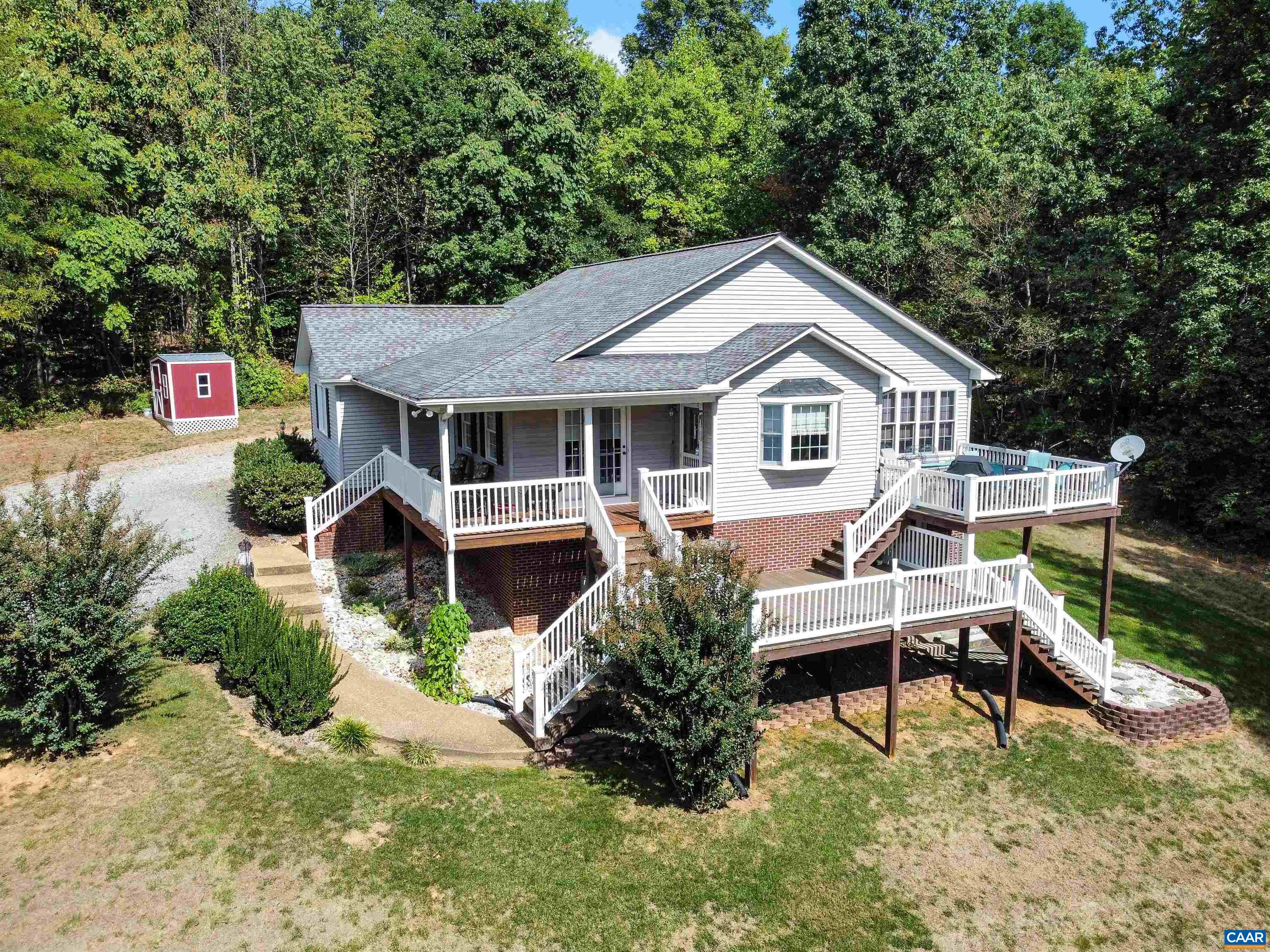 300 POWELL MOUNTAIN CT