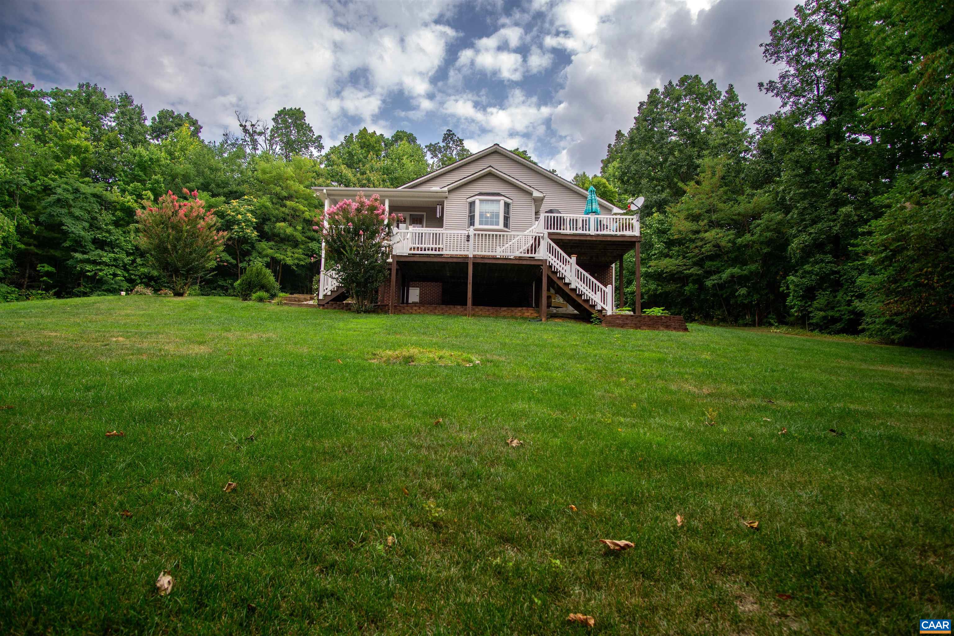 300 POWELL MOUNTAIN CT