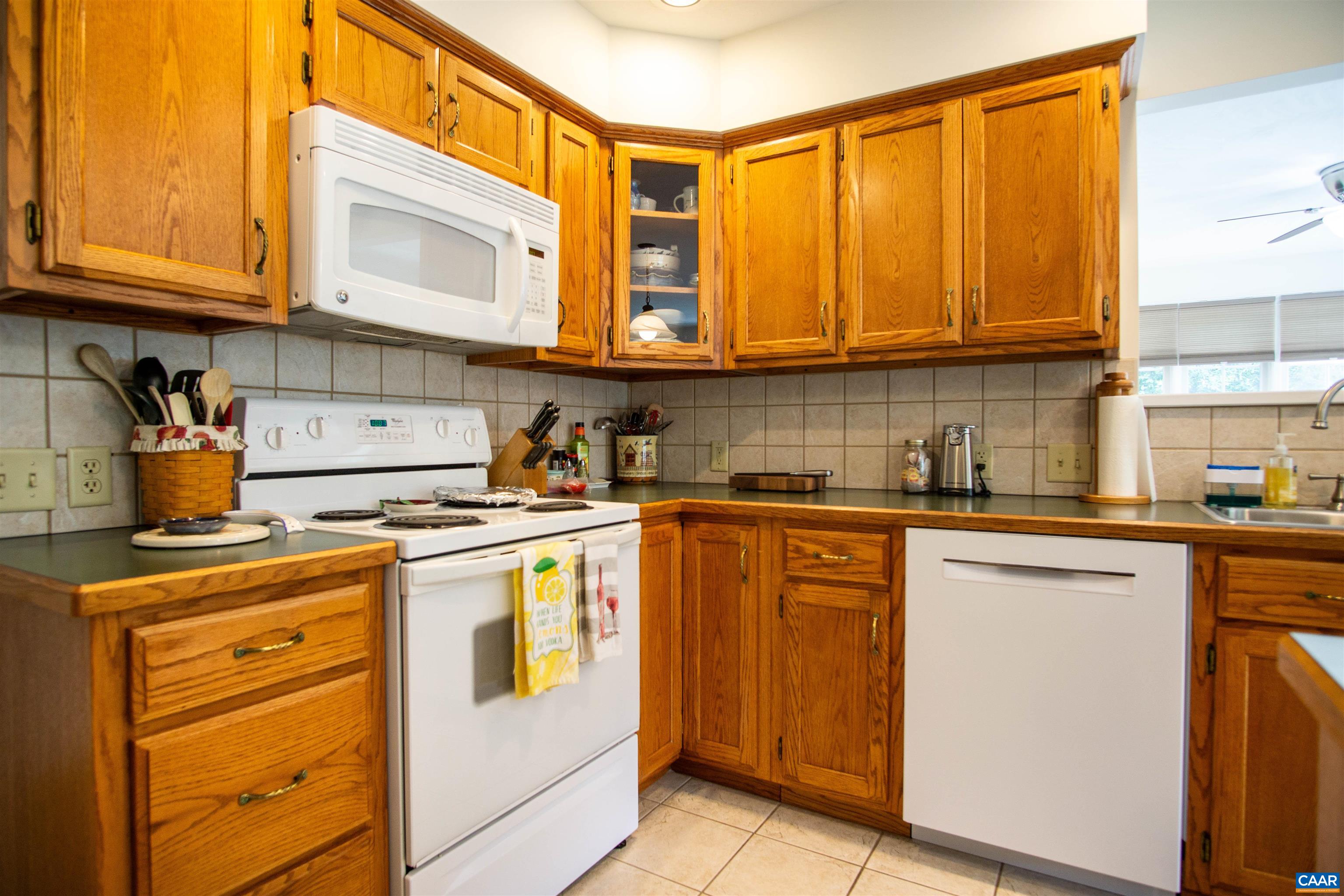300 POWELL MOUNTAIN CT