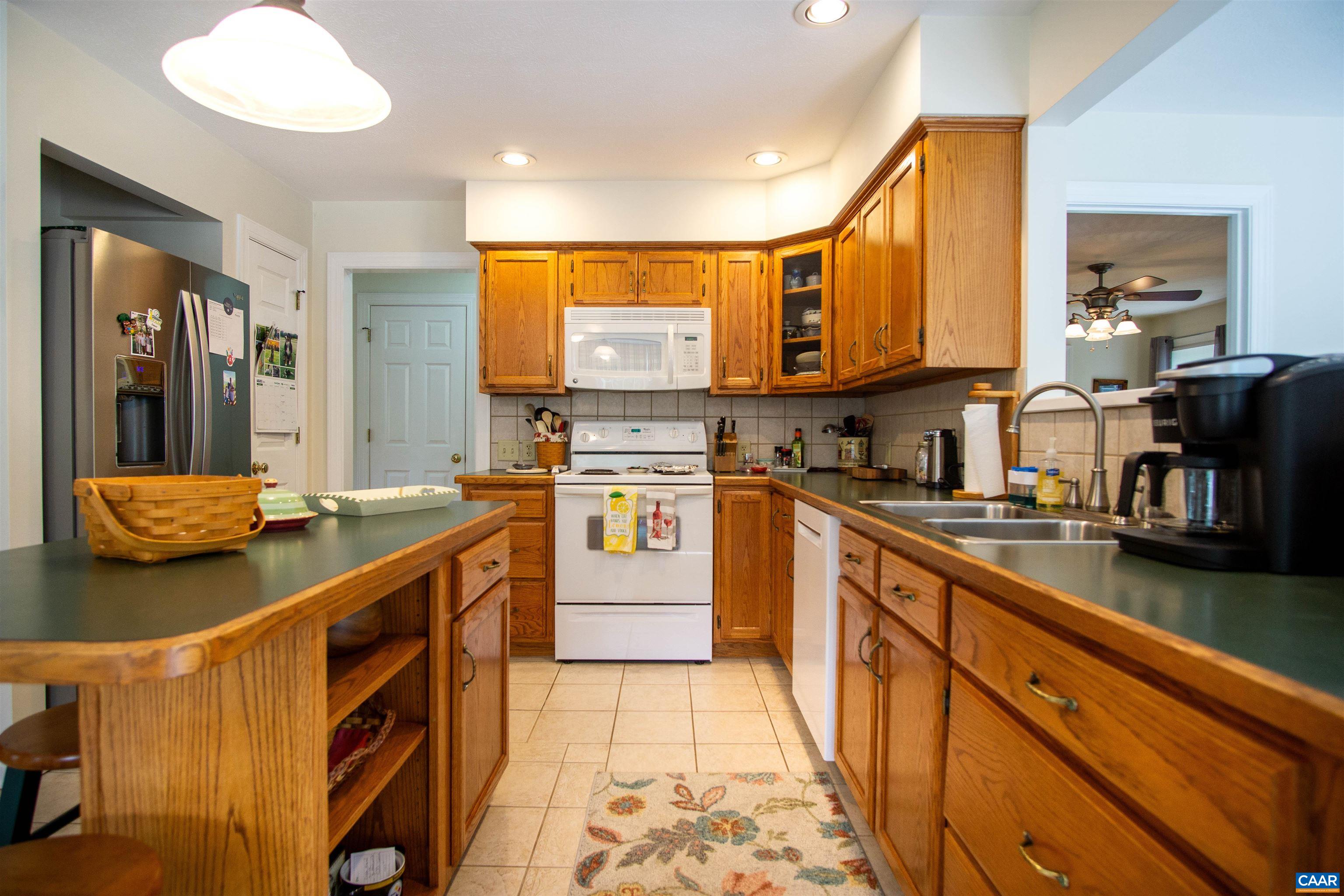 300 POWELL MOUNTAIN CT