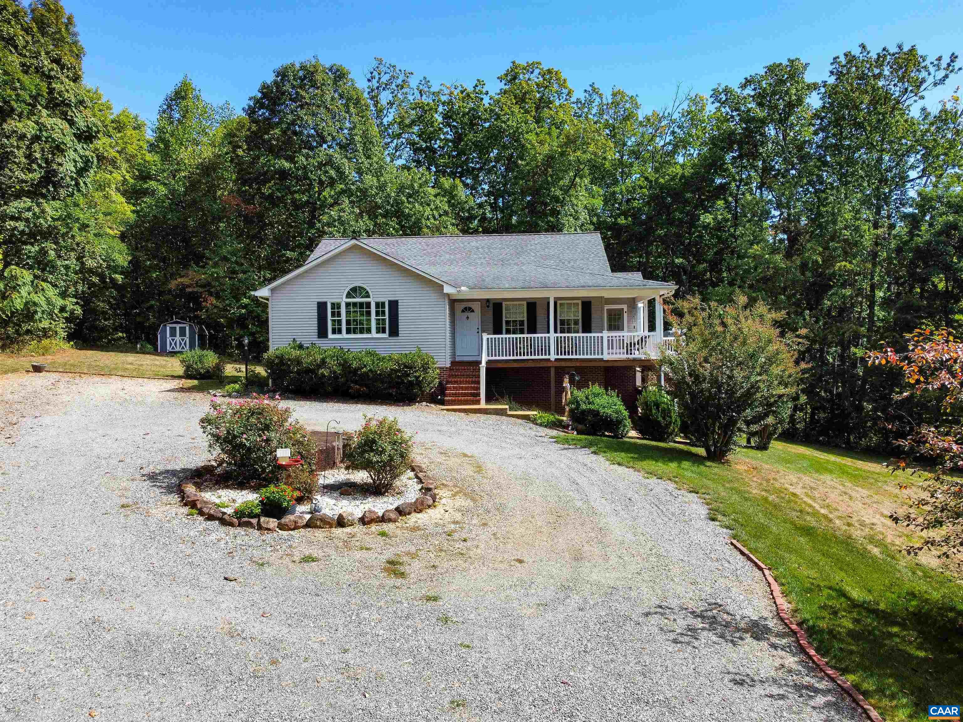 300 POWELL MOUNTAIN CT