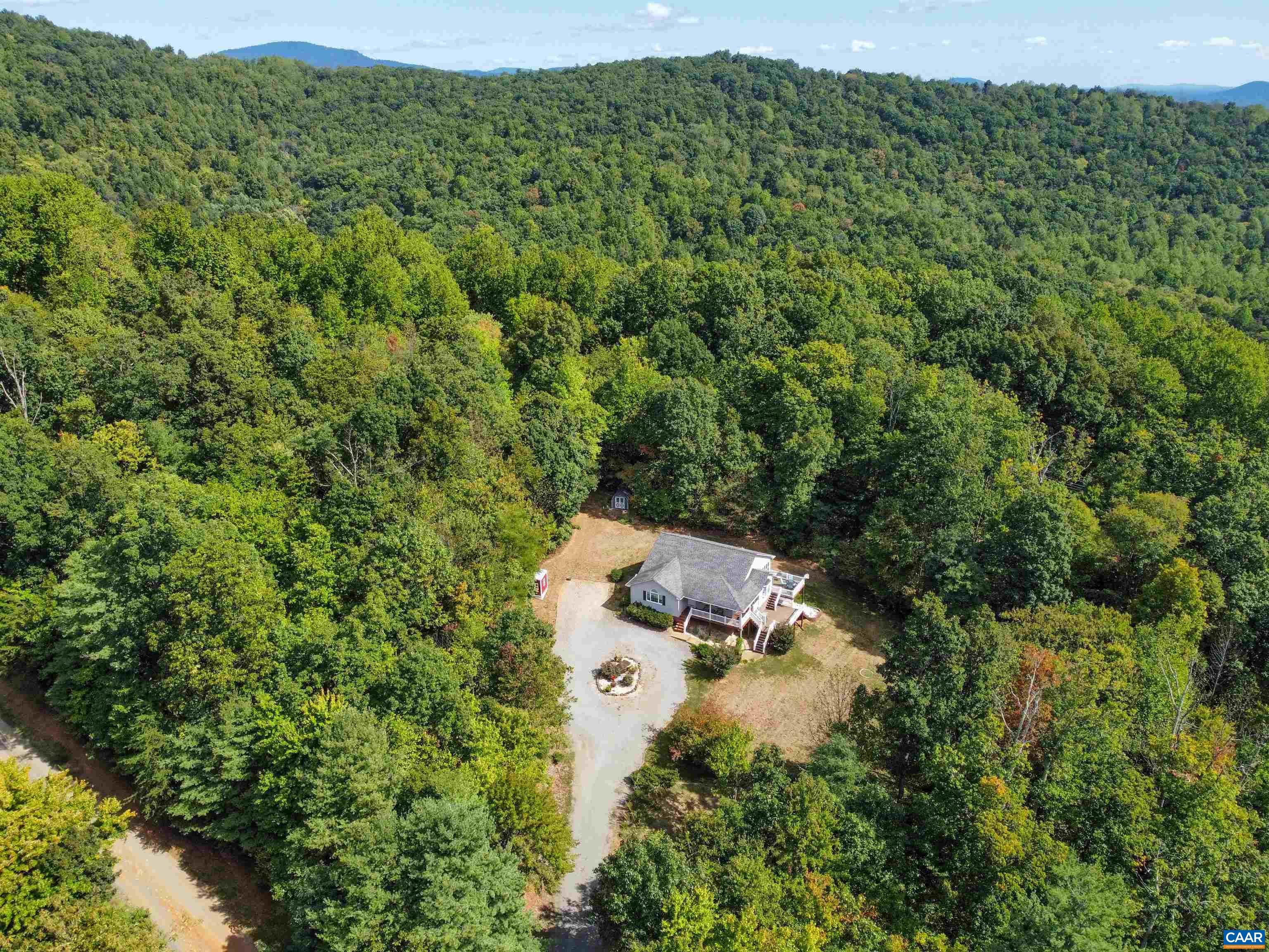 300 POWELL MOUNTAIN CT
