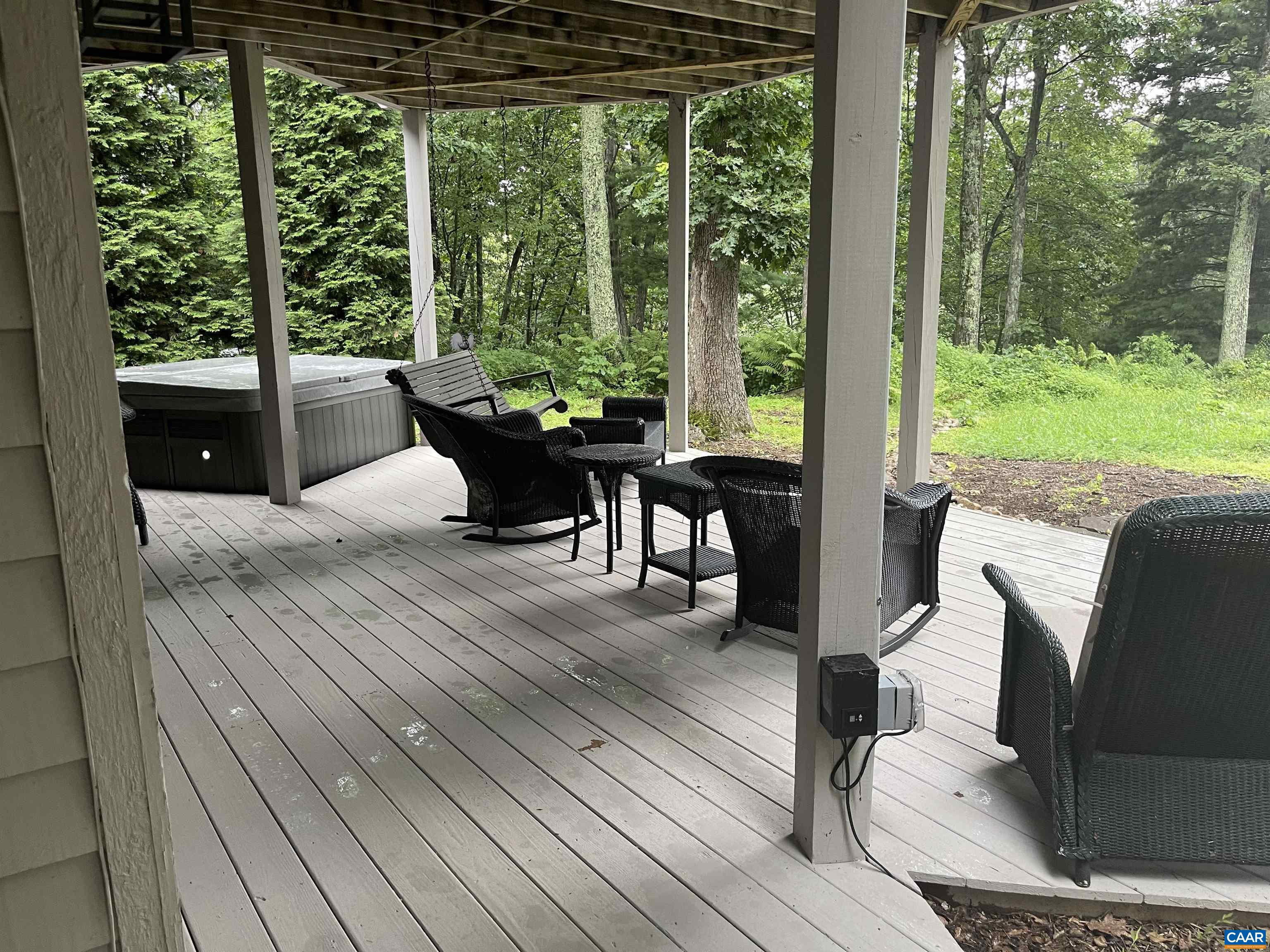 98 LAUREL SPRINGS DR