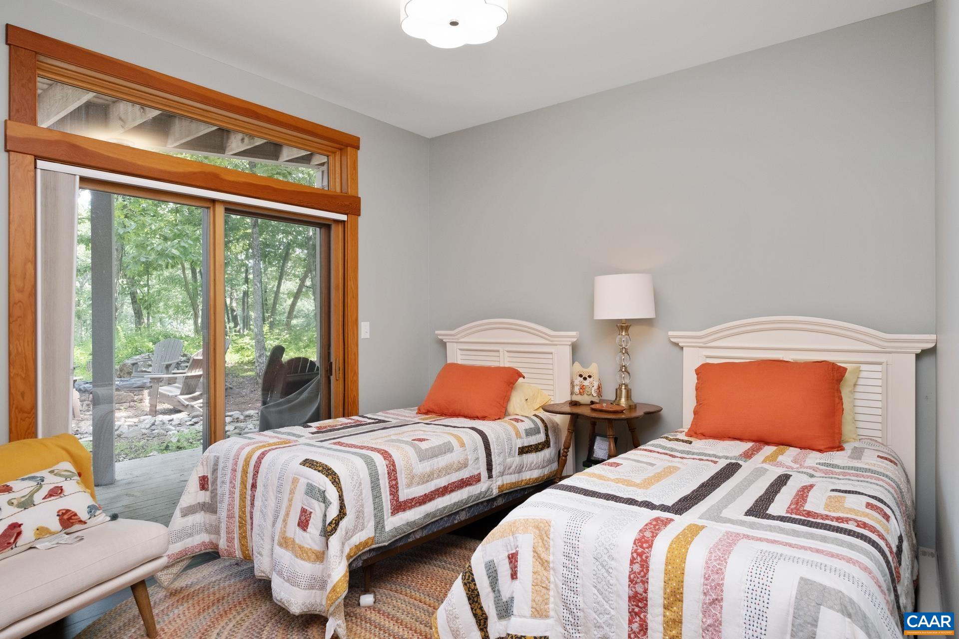 98 LAUREL SPRINGS DR
