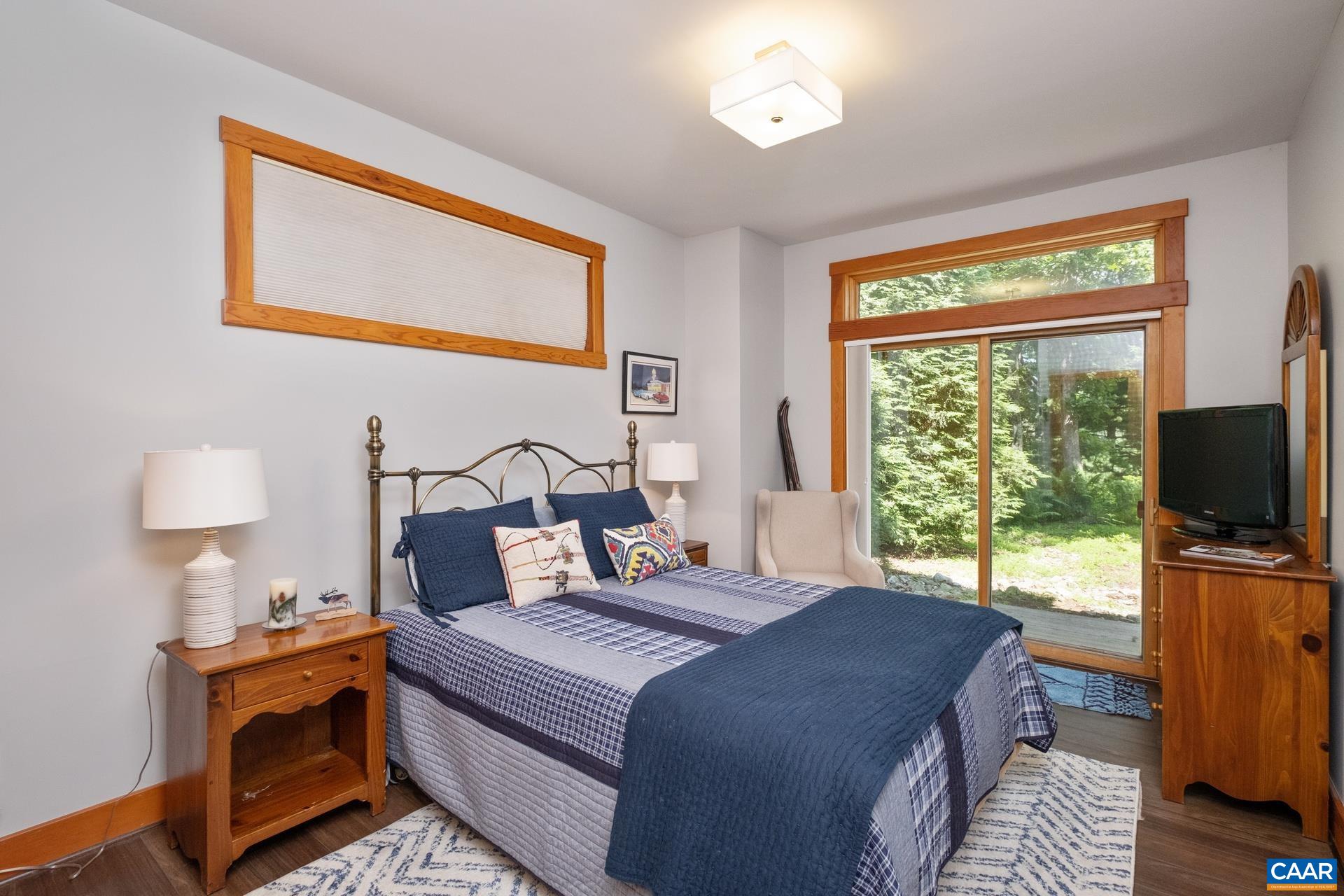 98 LAUREL SPRINGS DR
