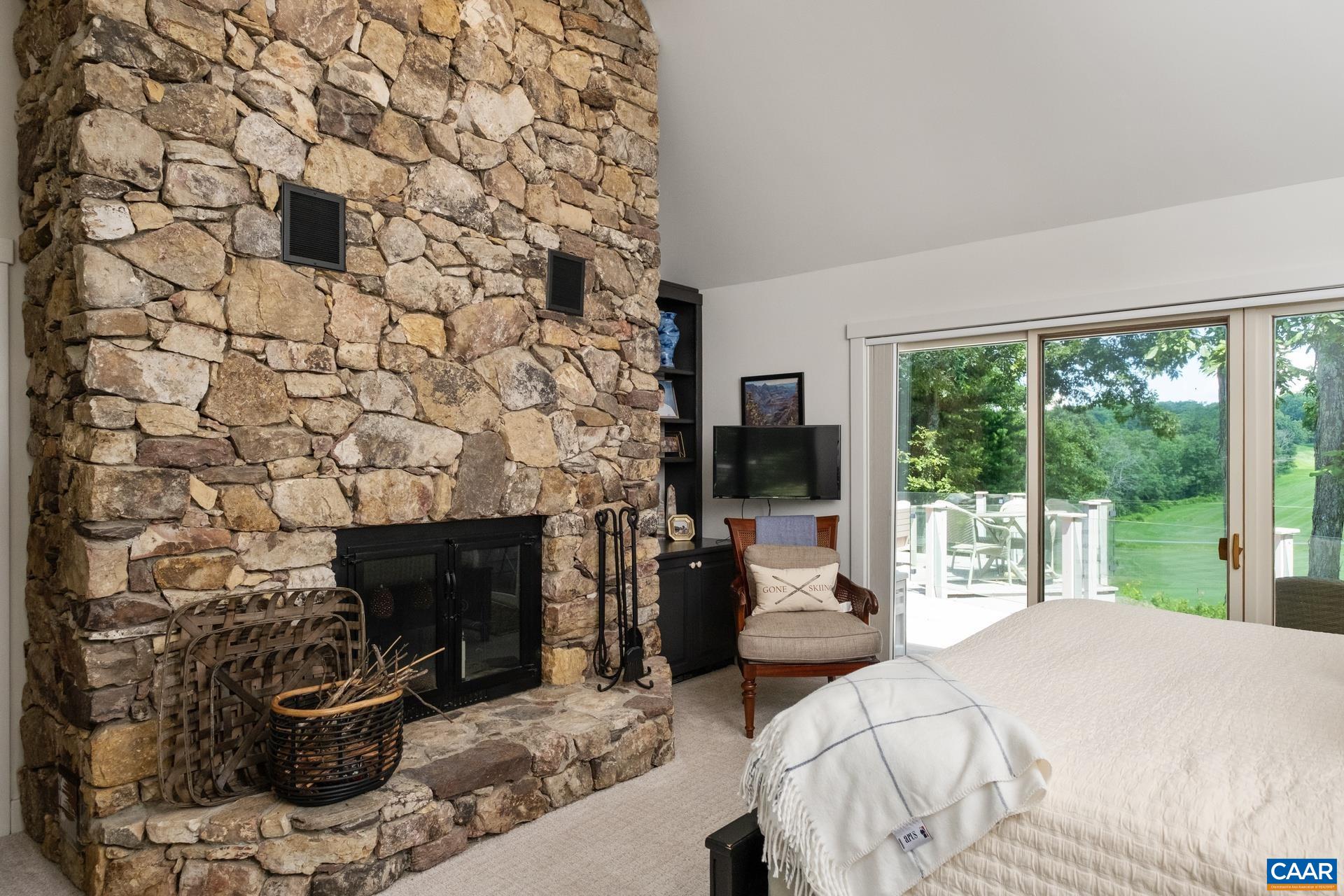 98 LAUREL SPRINGS DR
