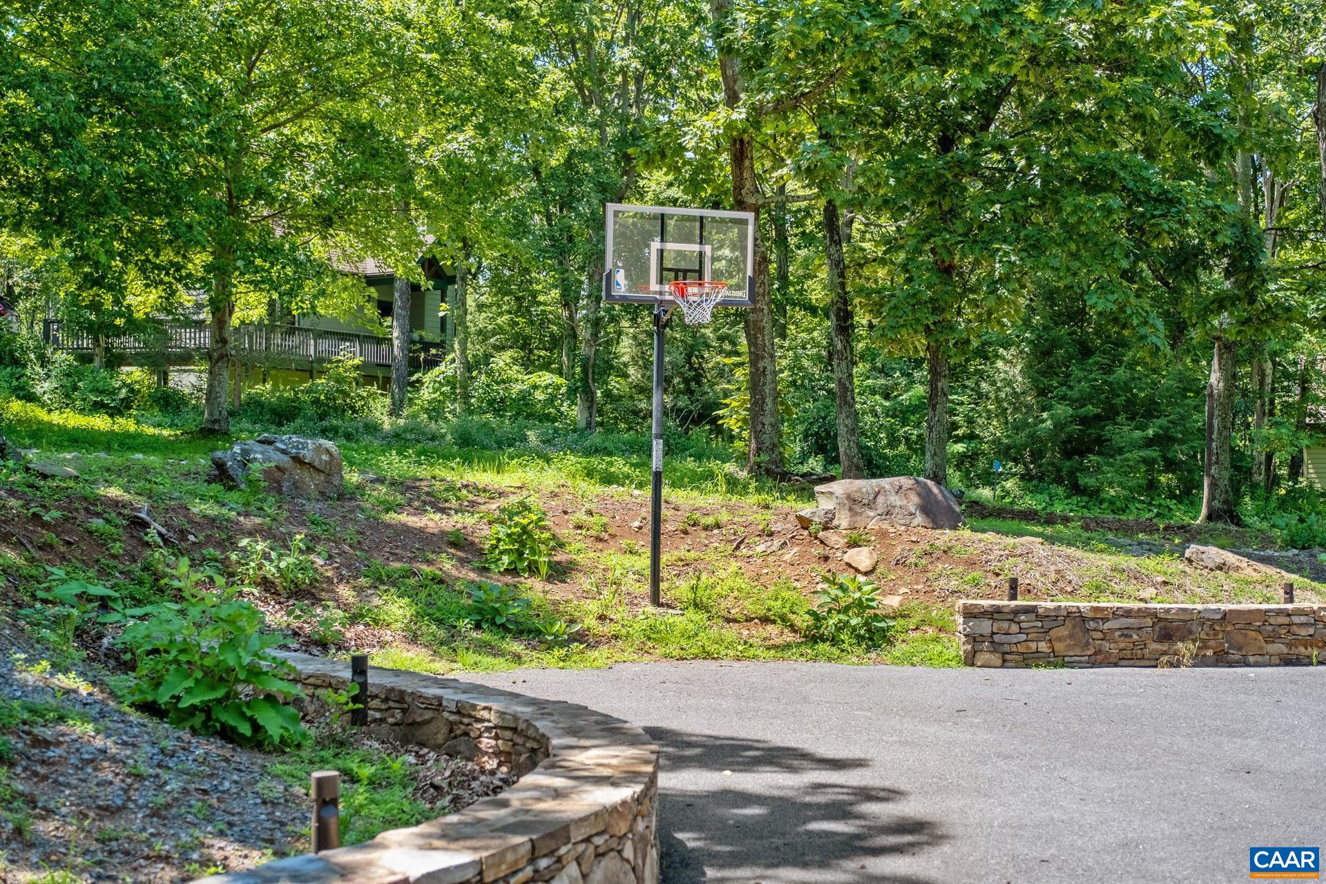 98 LAUREL SPRINGS DR