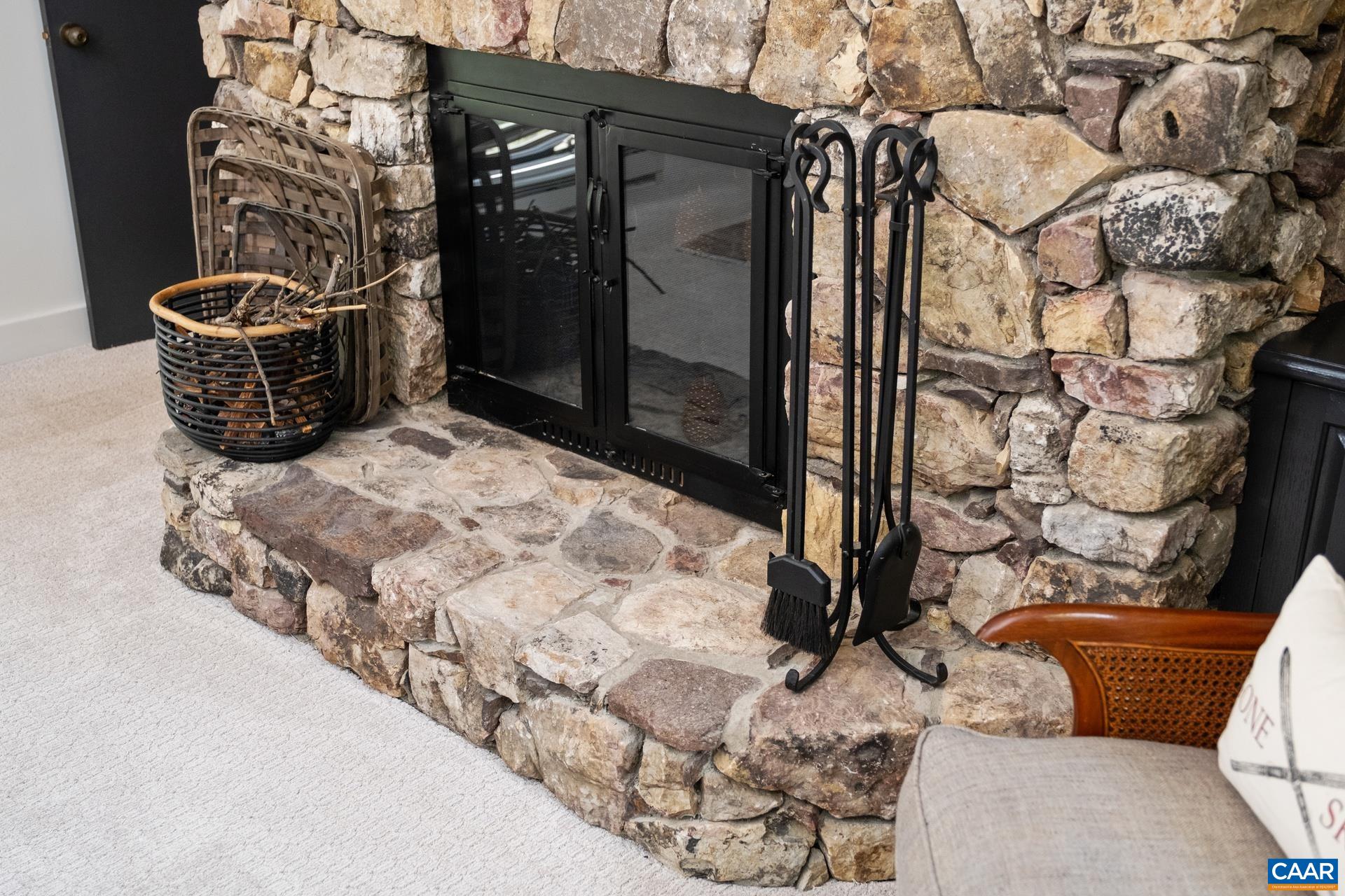 98 LAUREL SPRINGS DR