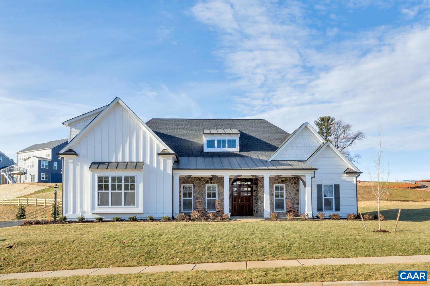 120 APPLE LN