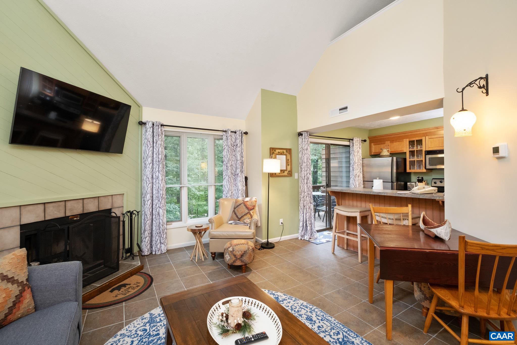 755 LAURELWOOD CONDOS