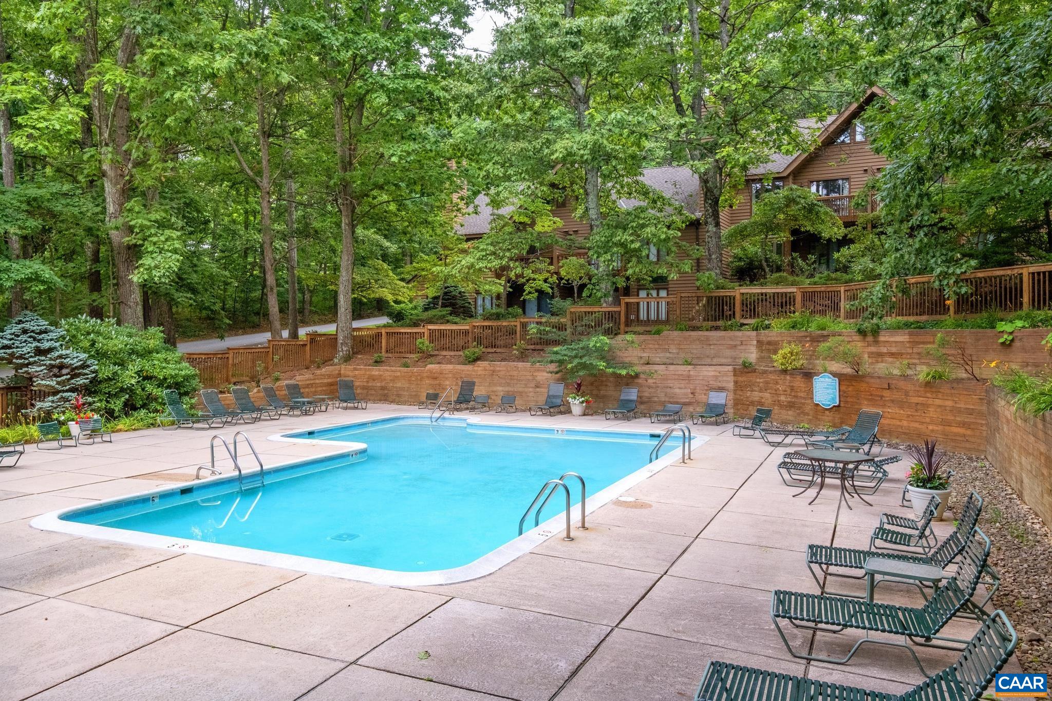 755 LAURELWOOD CONDOS