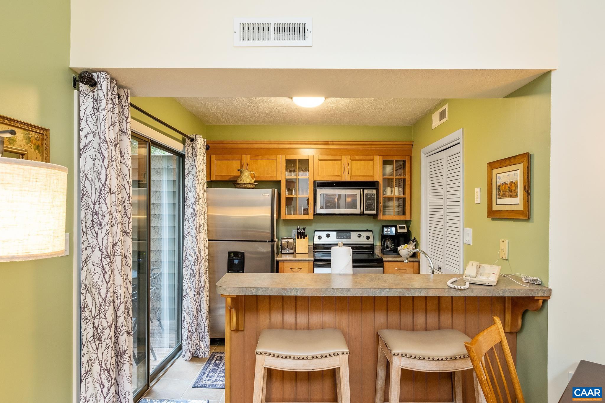 755 LAURELWOOD CONDOS