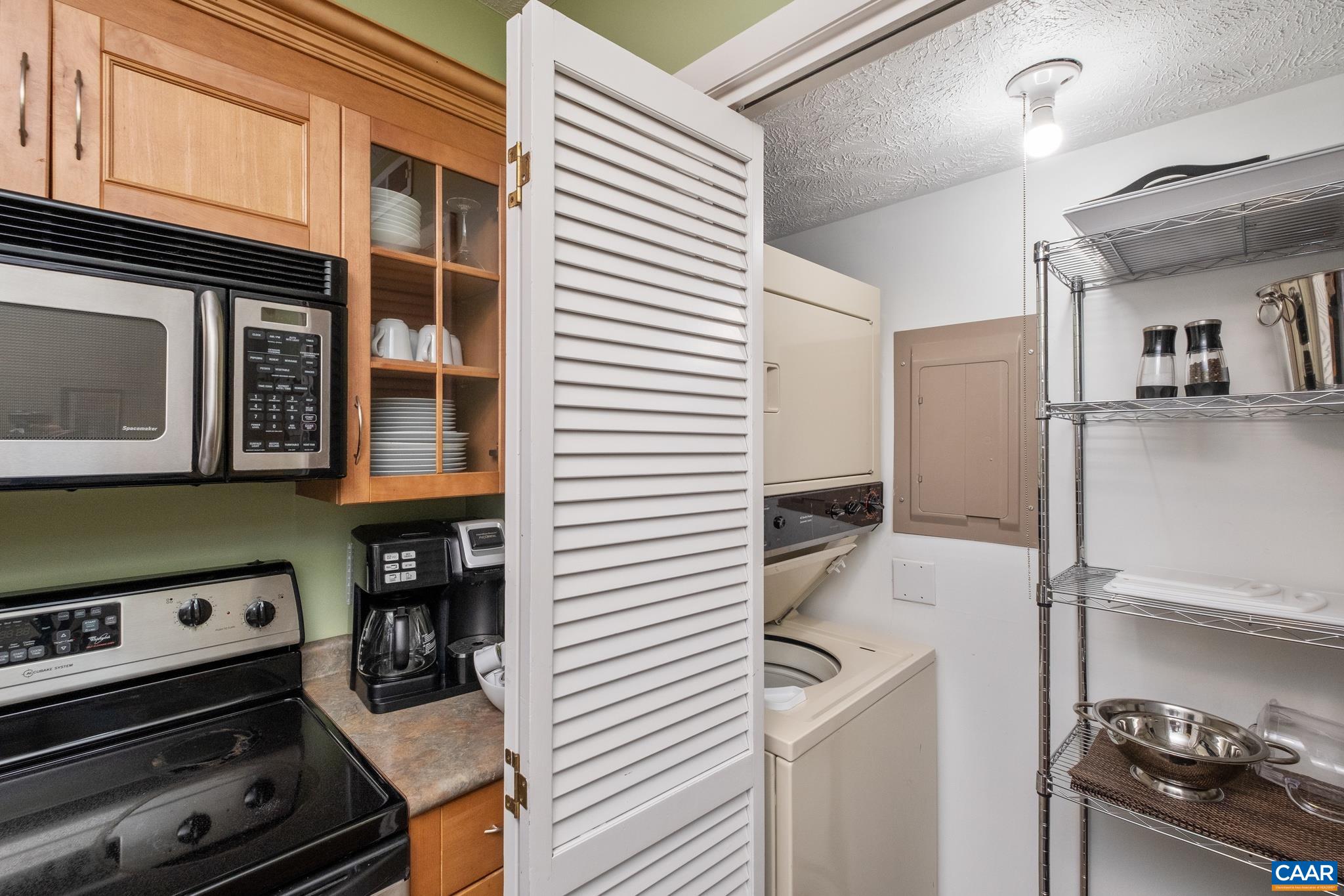 755 LAURELWOOD CONDOS