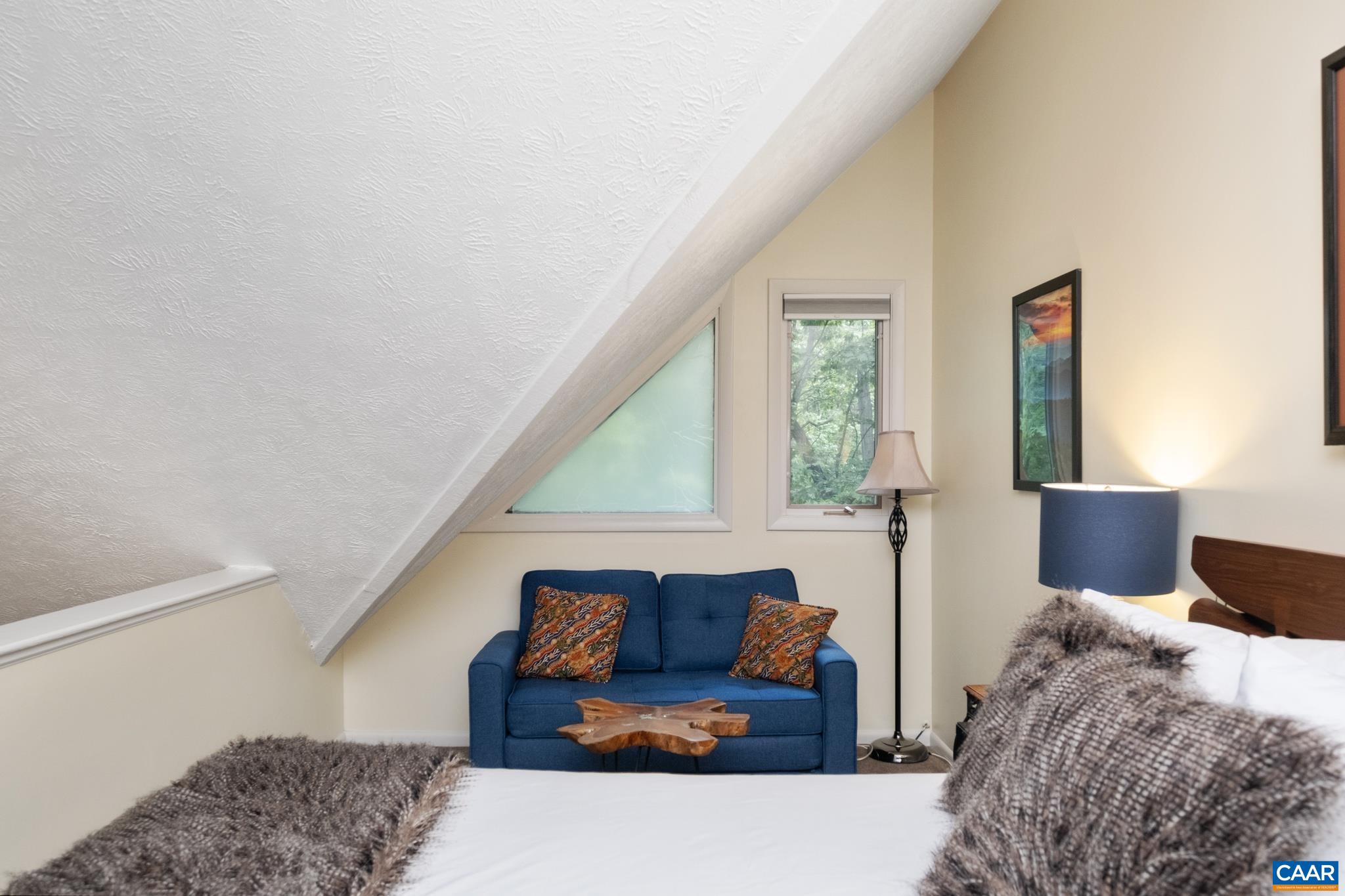 755 LAURELWOOD CONDOS