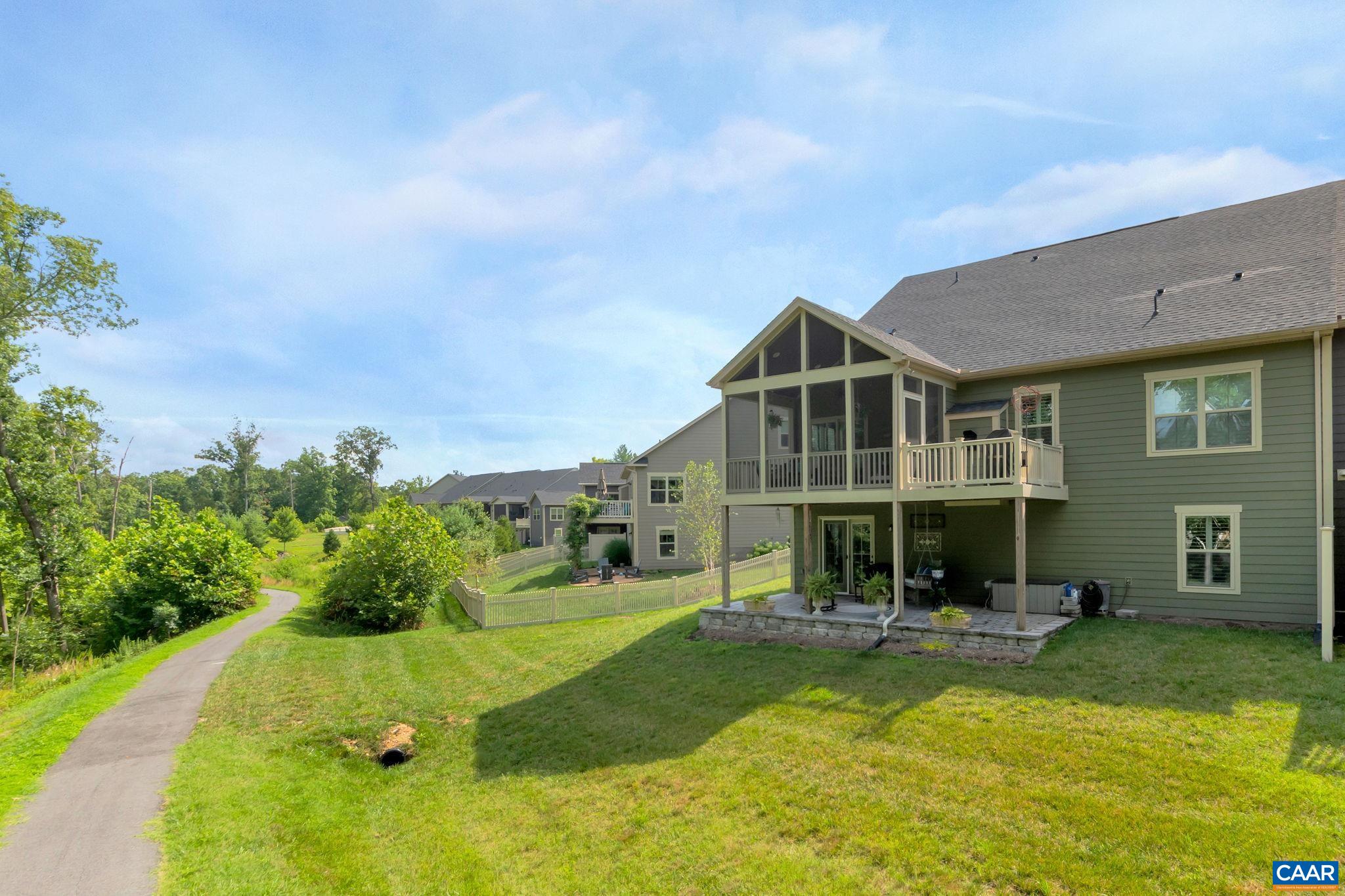 353 WINDING RD