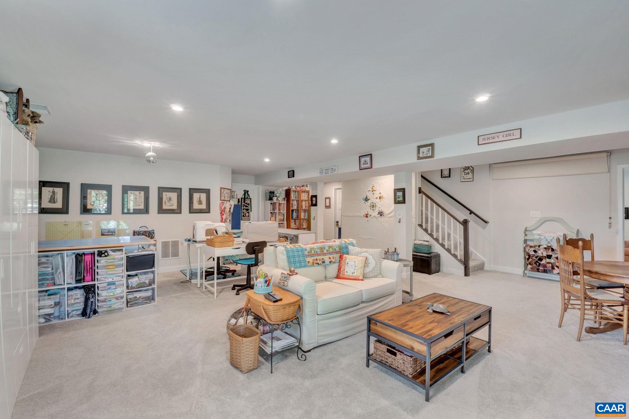 353 WINDING RD