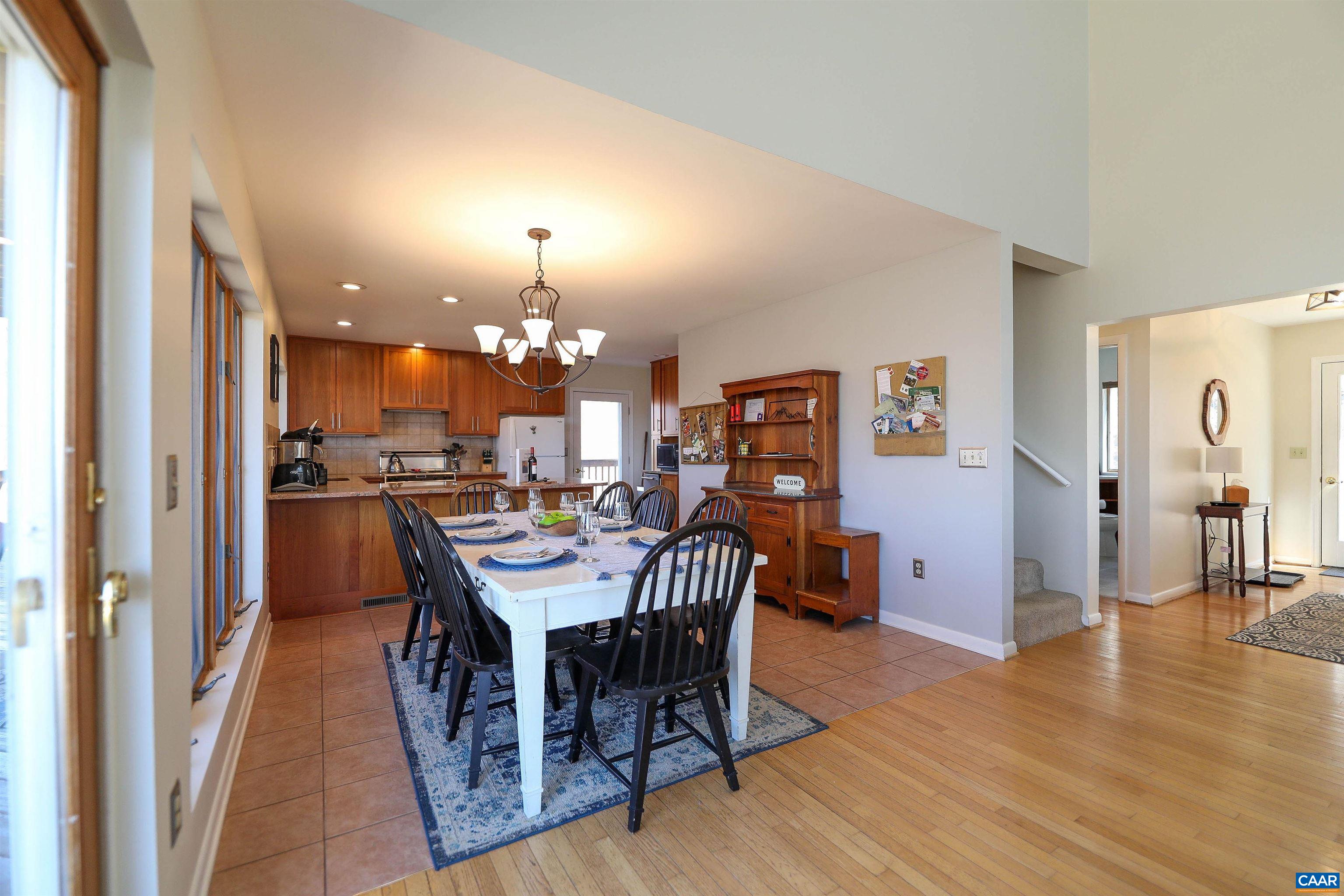 271 HAGER LN