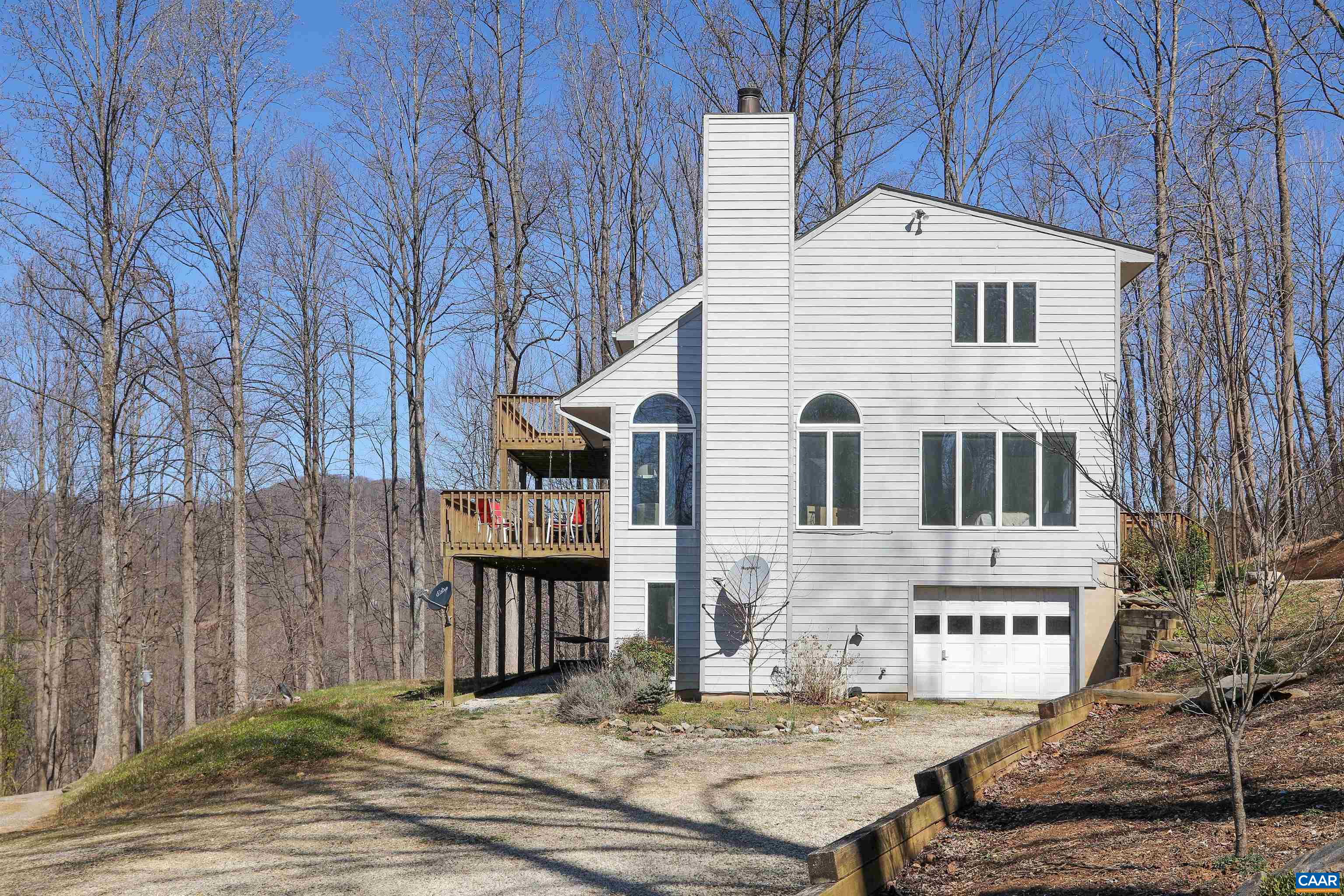 271 HAGER LN