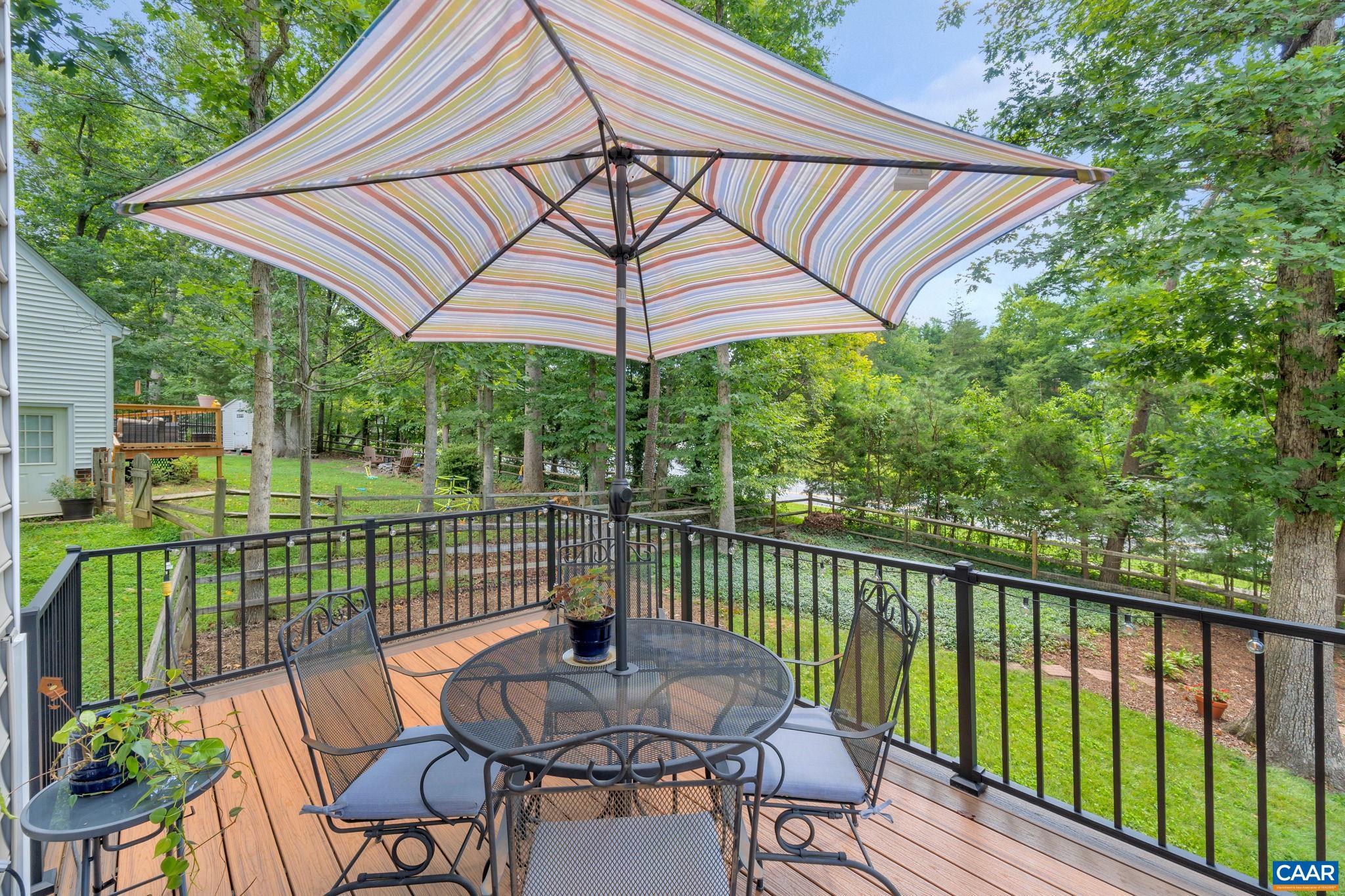 2025 LOCKE LN