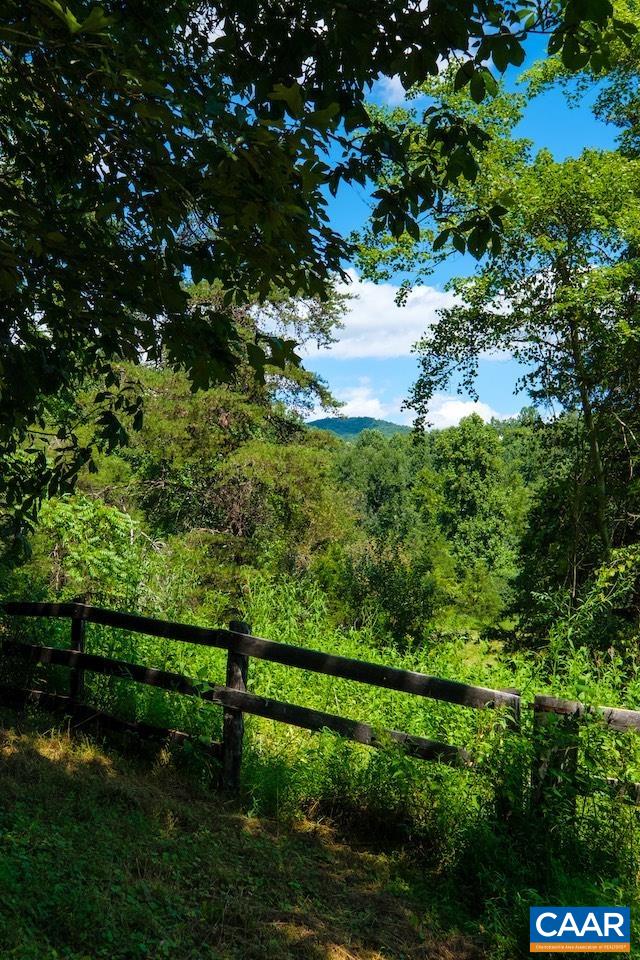 850 OLD ROBERTS MOUNTAIN RD