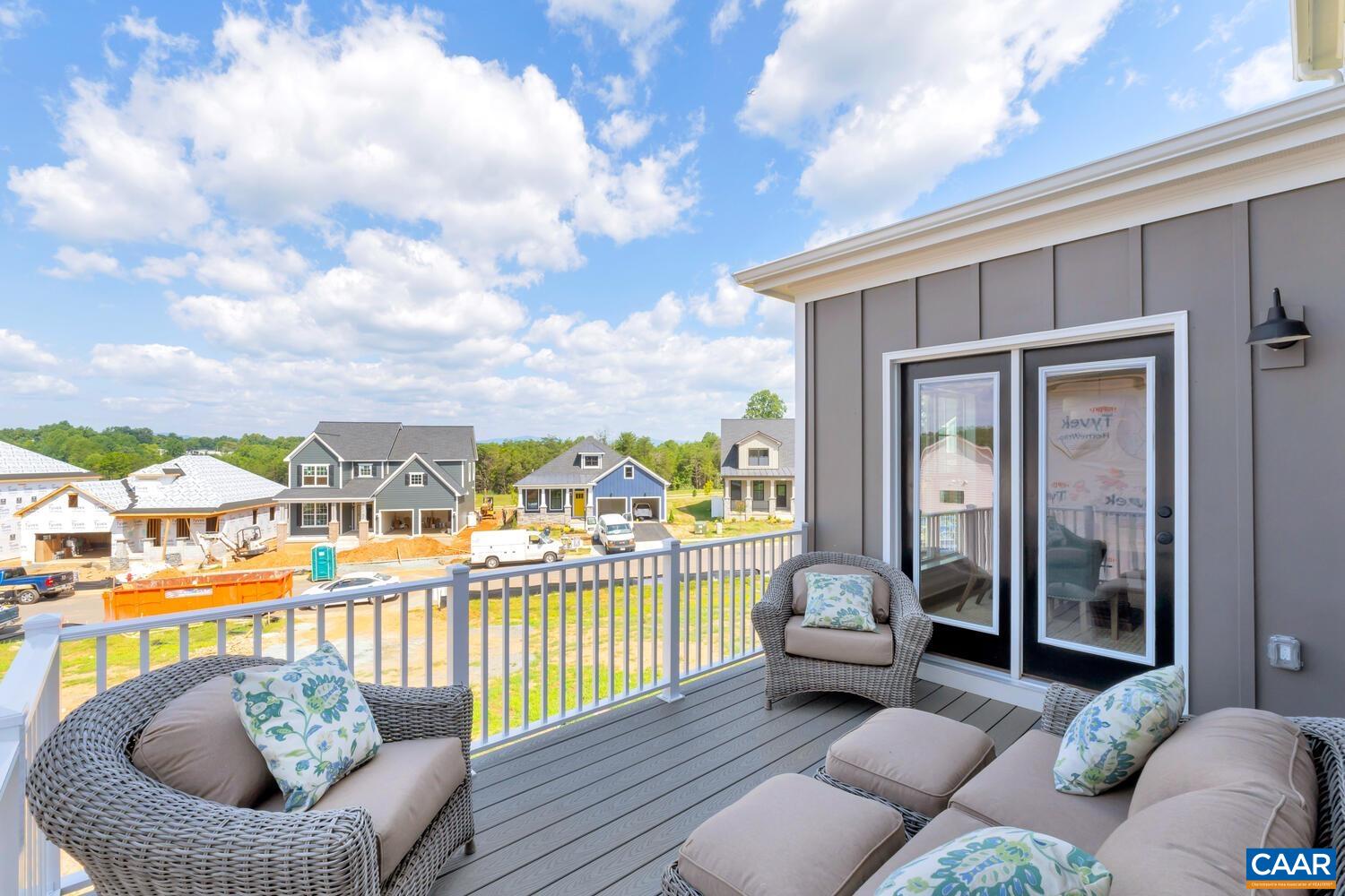 3271 THICKET RUN DR