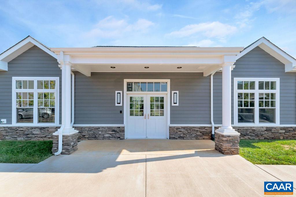 2719 AVINITY LN
