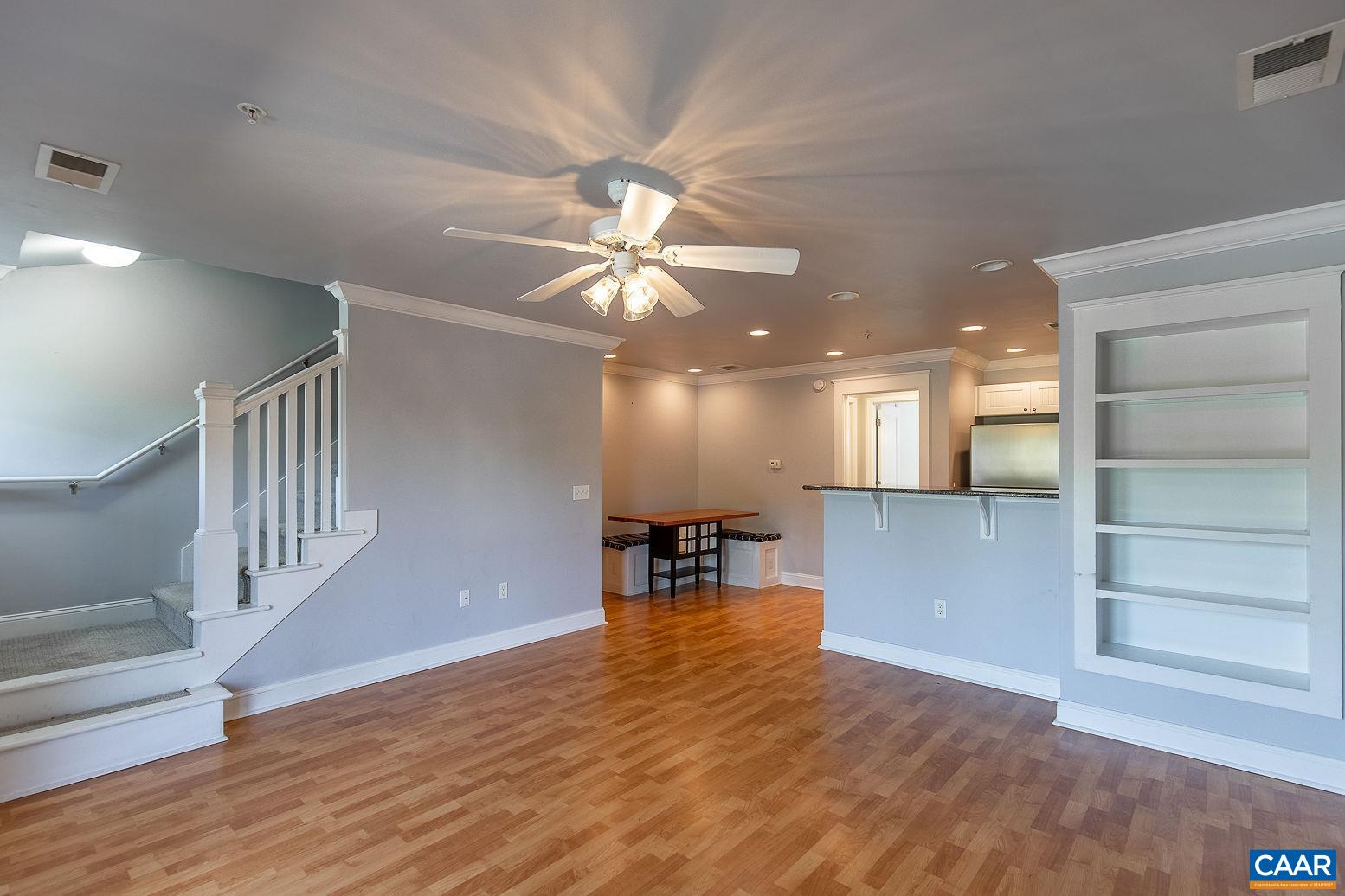 1625 ELMWOOD CT Unit: 202