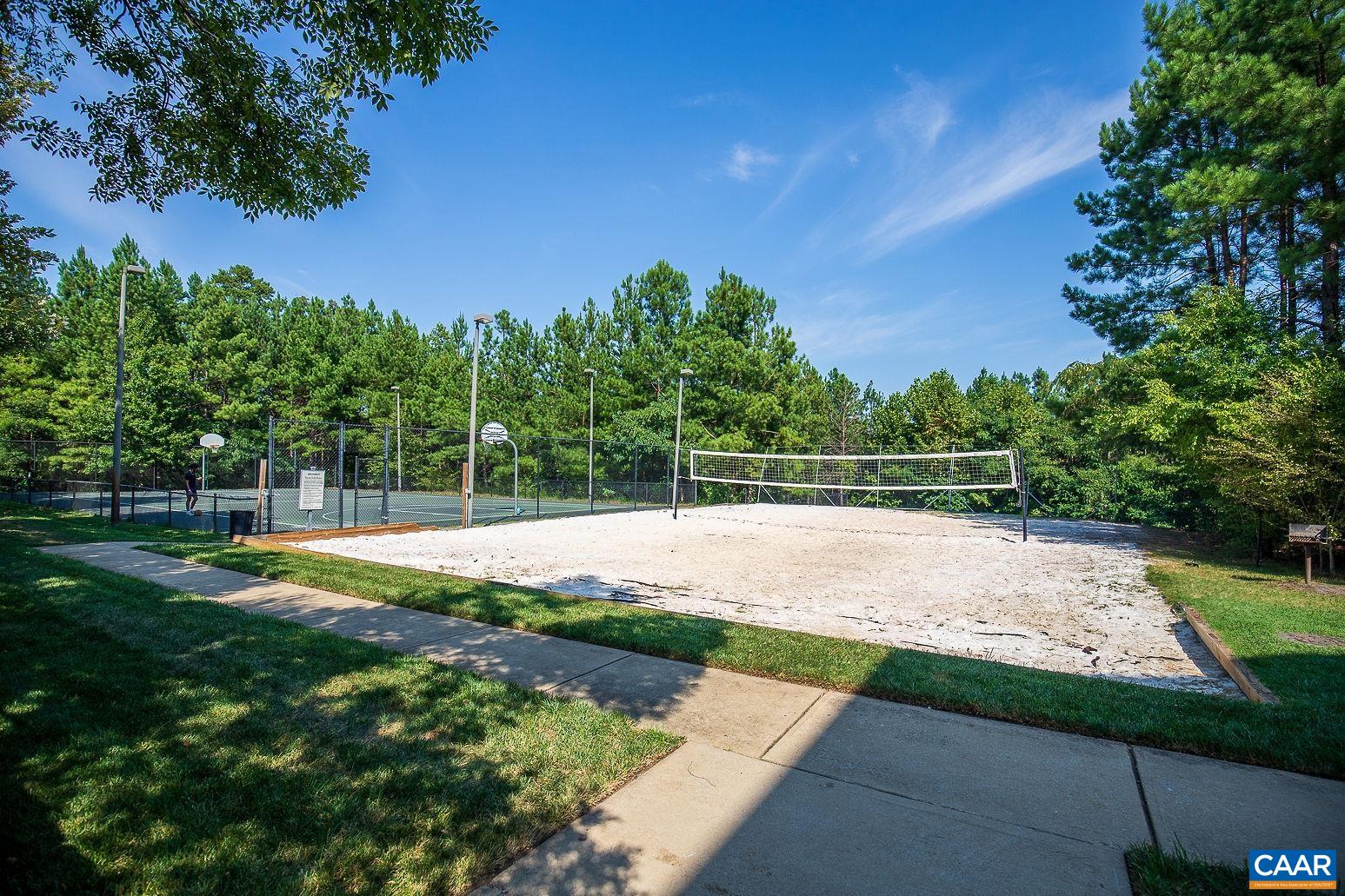 1625 ELMWOOD CT Unit: 202