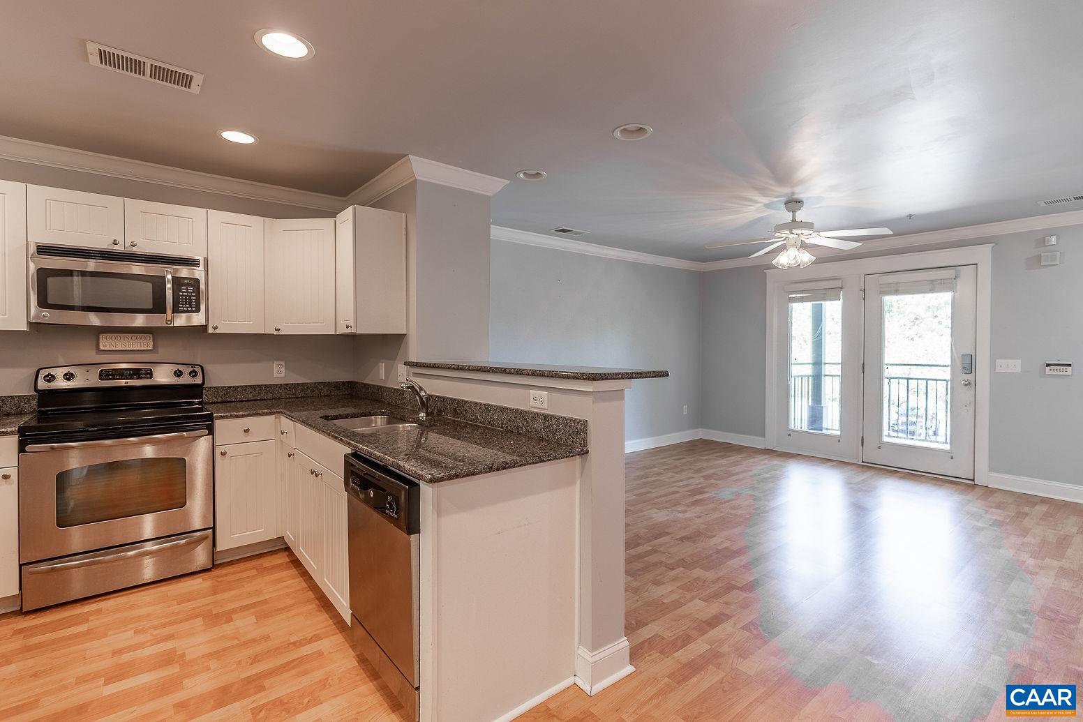 1625 ELMWOOD CT Unit: 202