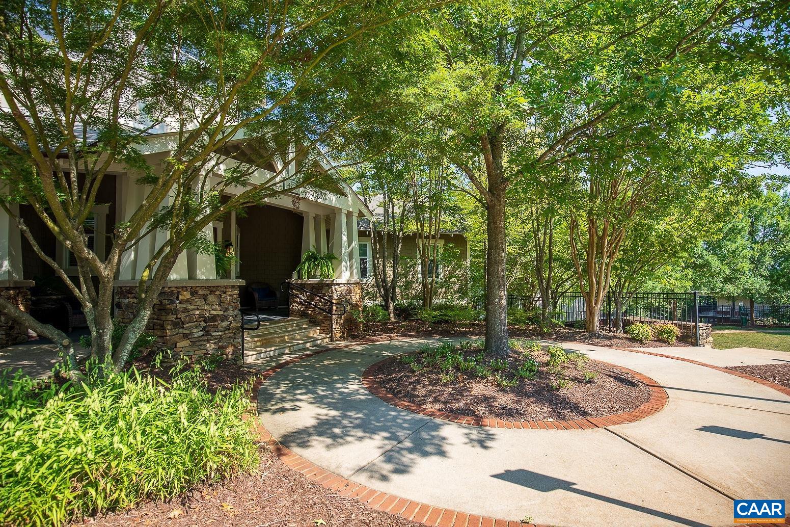 1625 ELMWOOD CT Unit: 202