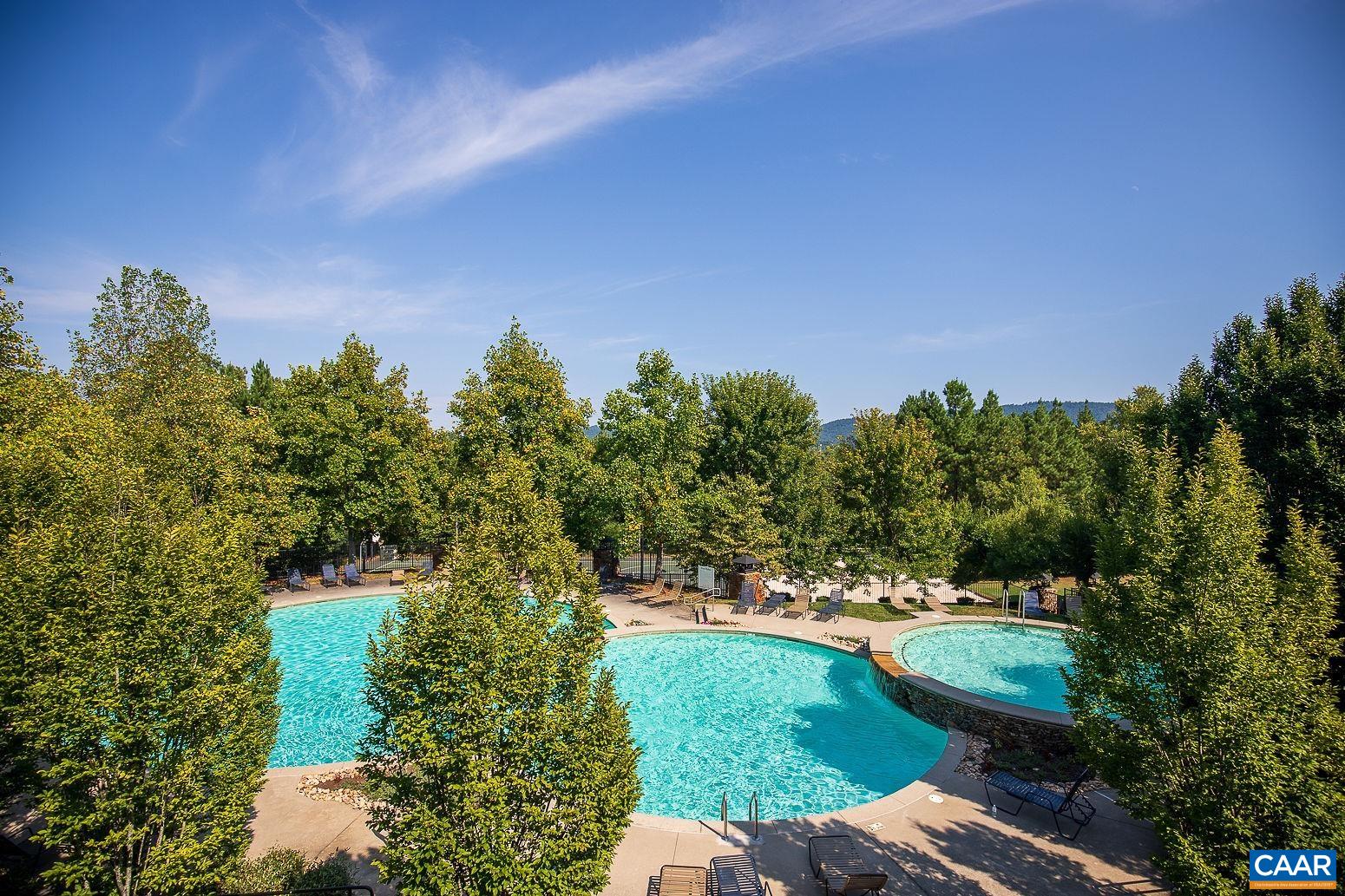 1625 ELMWOOD CT Unit: 202