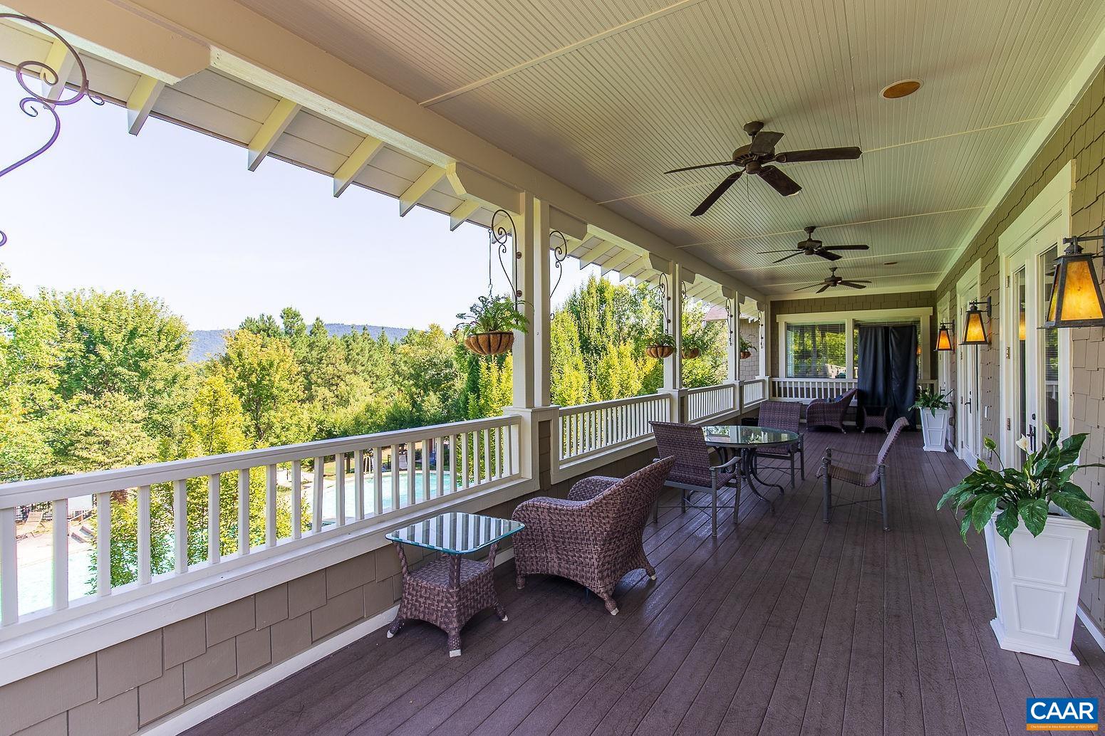 1625 ELMWOOD CT Unit: 202