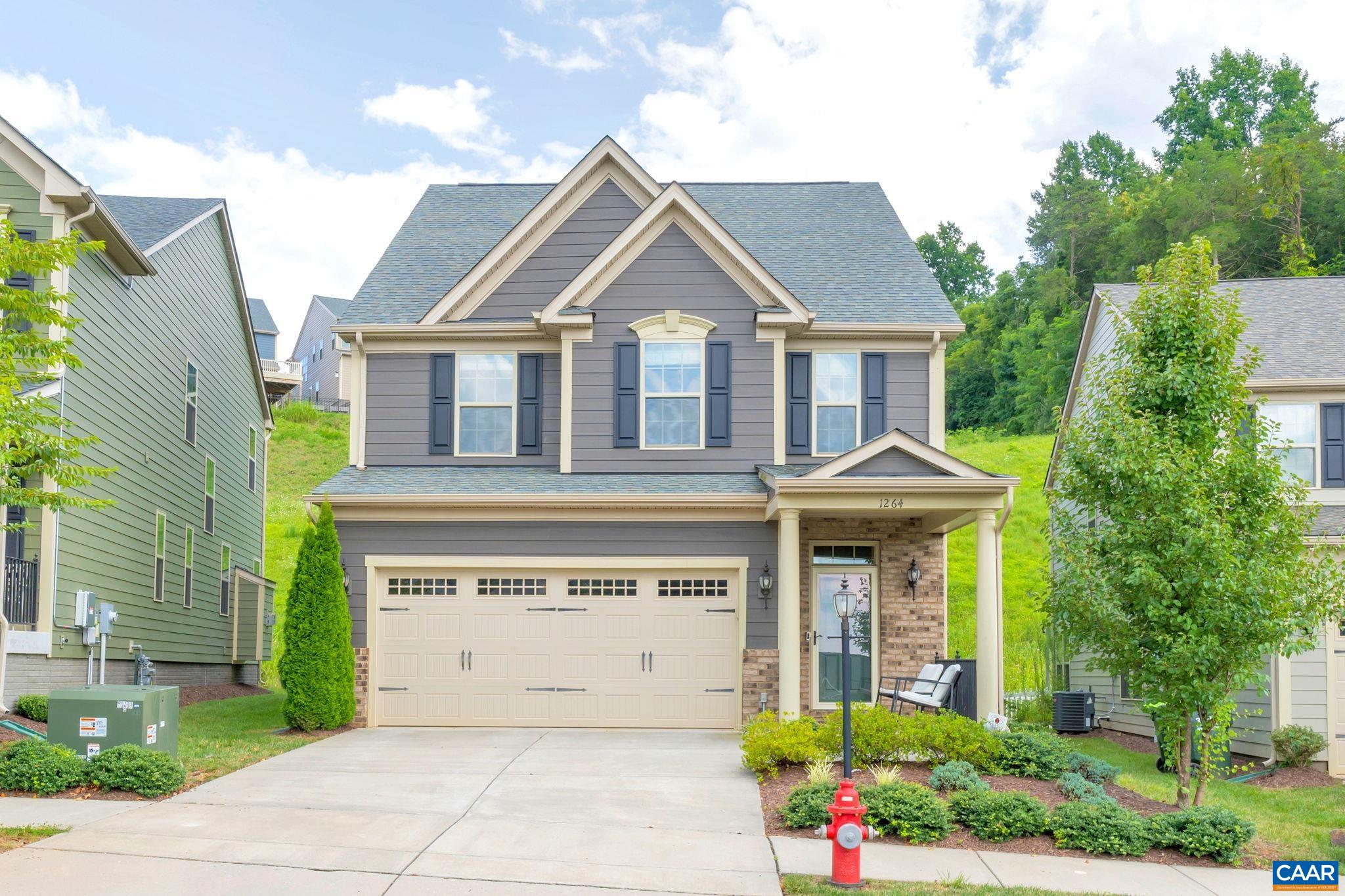 1264 DELPHI LN