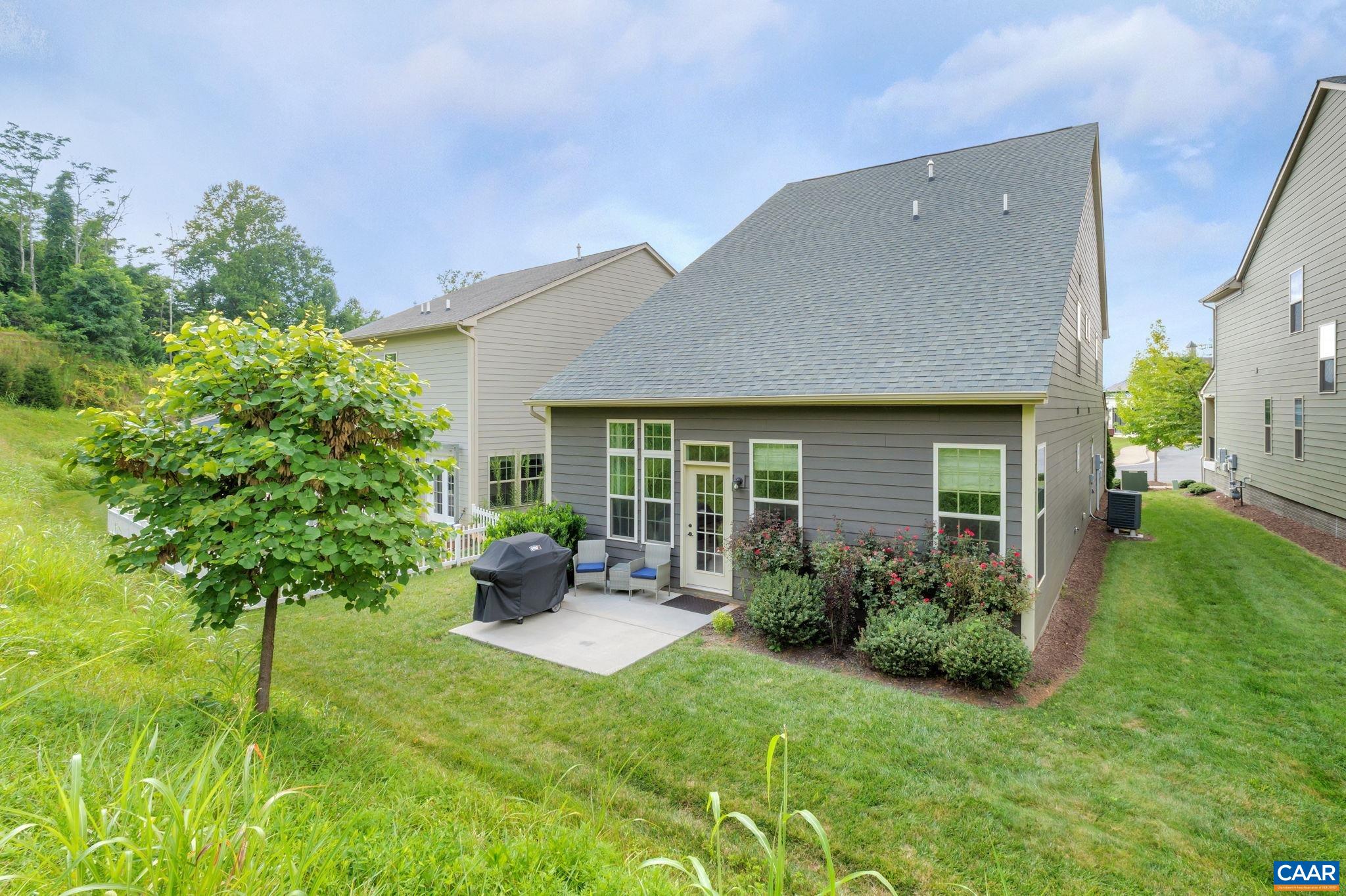 1264 DELPHI LN