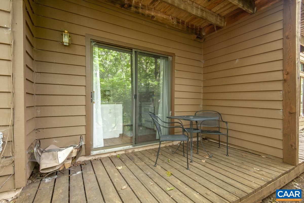 704 LAURELWOOD CONDOS Unit: 704