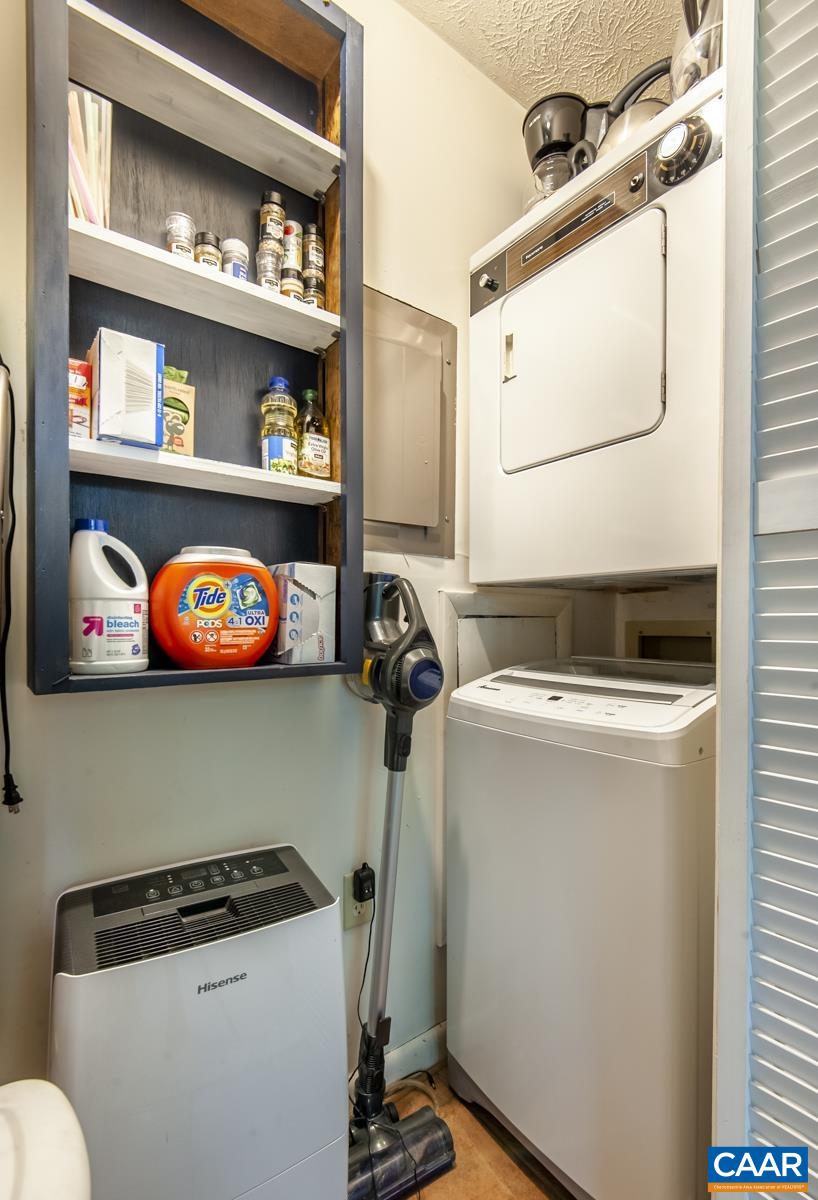 704 LAURELWOOD CONDOS Unit: 704