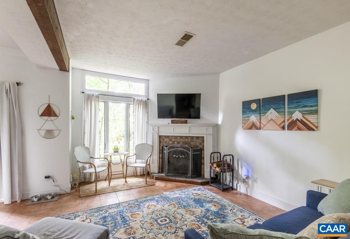704 LAURELWOOD CONDOS Unit: 704