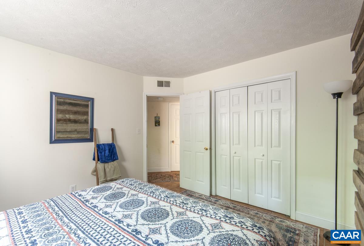 704 LAURELWOOD CONDOS Unit: 704