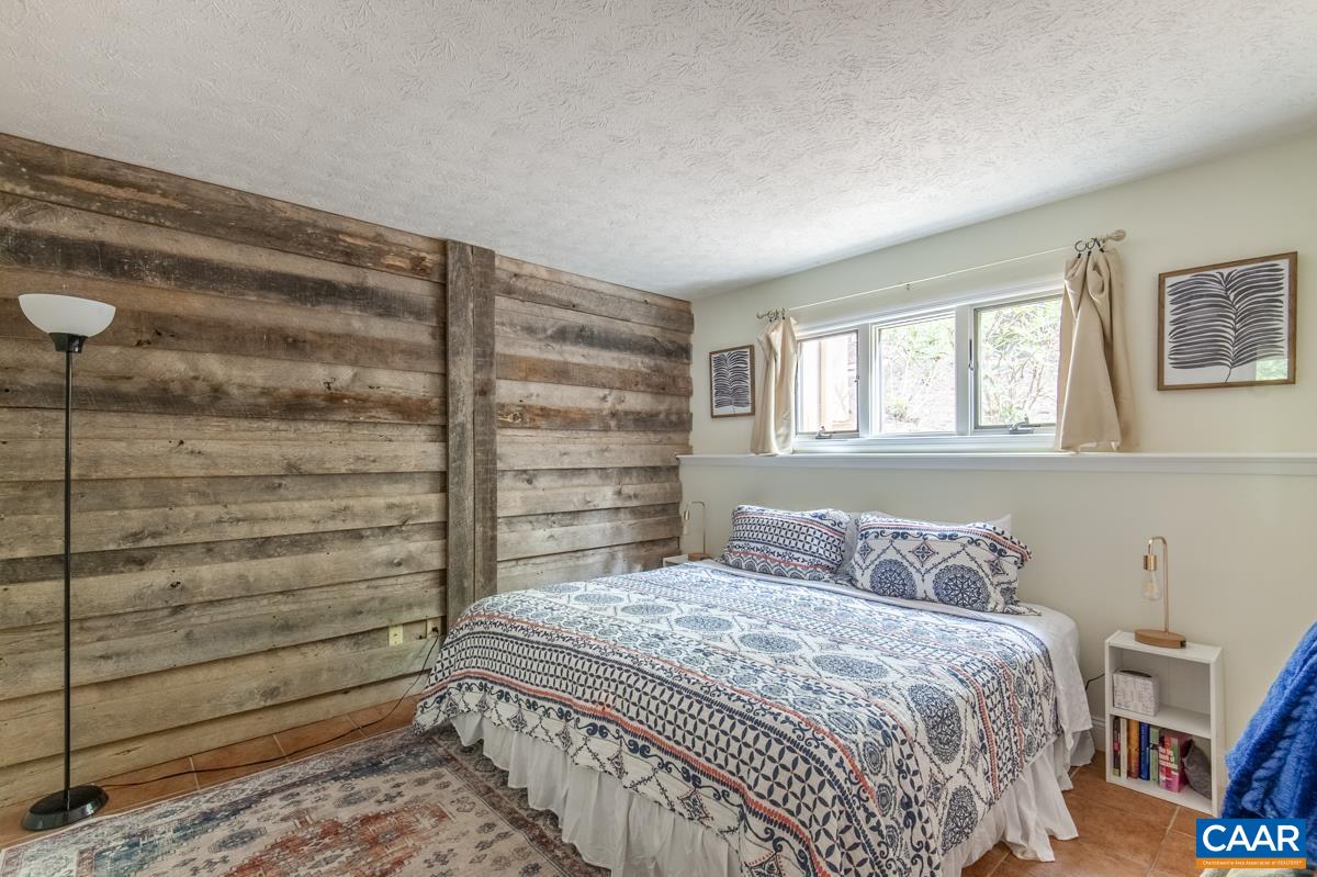 704 LAURELWOOD CONDOS Unit: 704