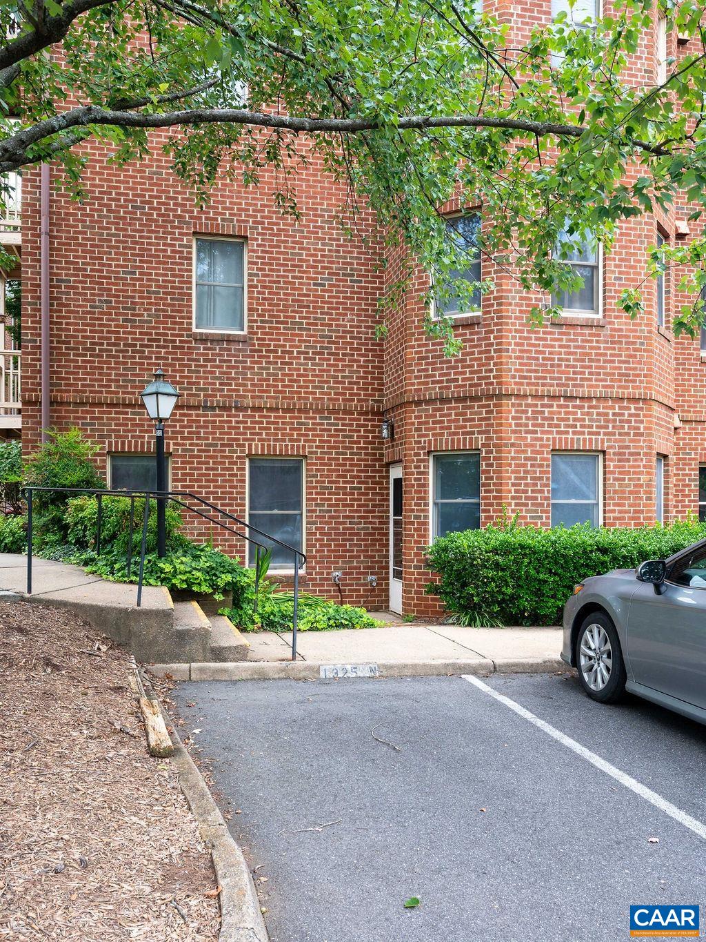 1325 BRANCHLANDS DR Unit: A