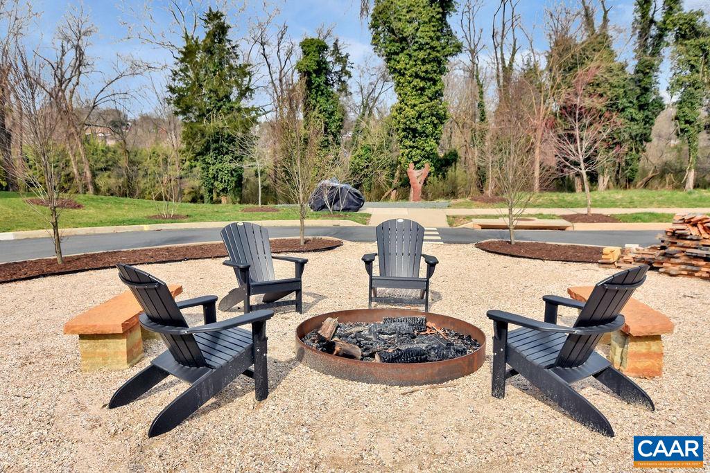 1425 TRAILSIDE CT Unit: 301