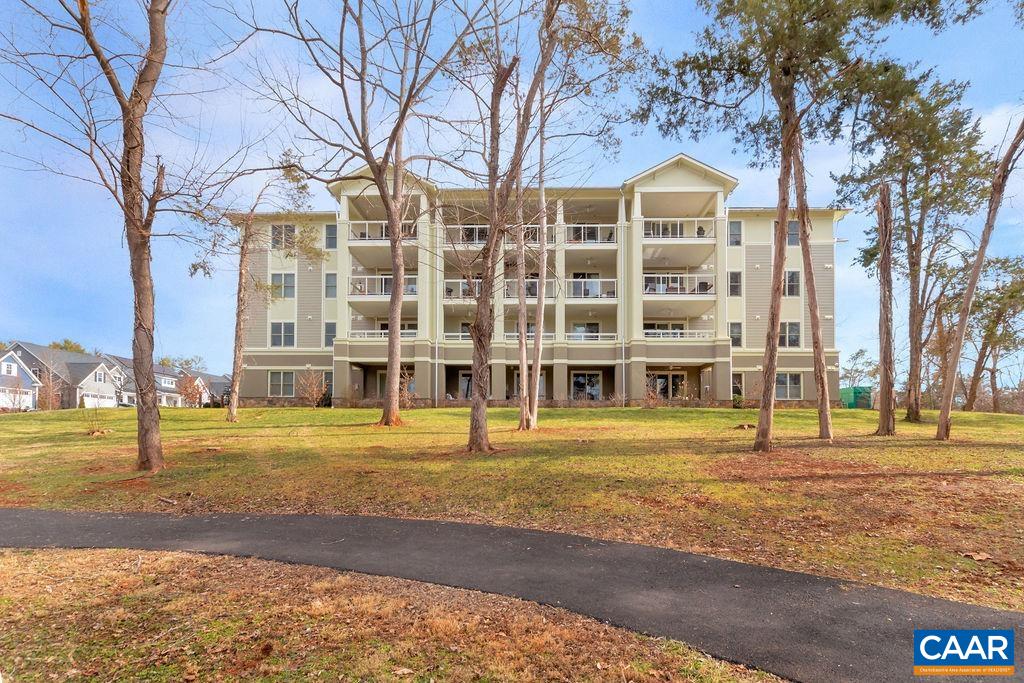 1425 TRAILSIDE CT Unit: 301