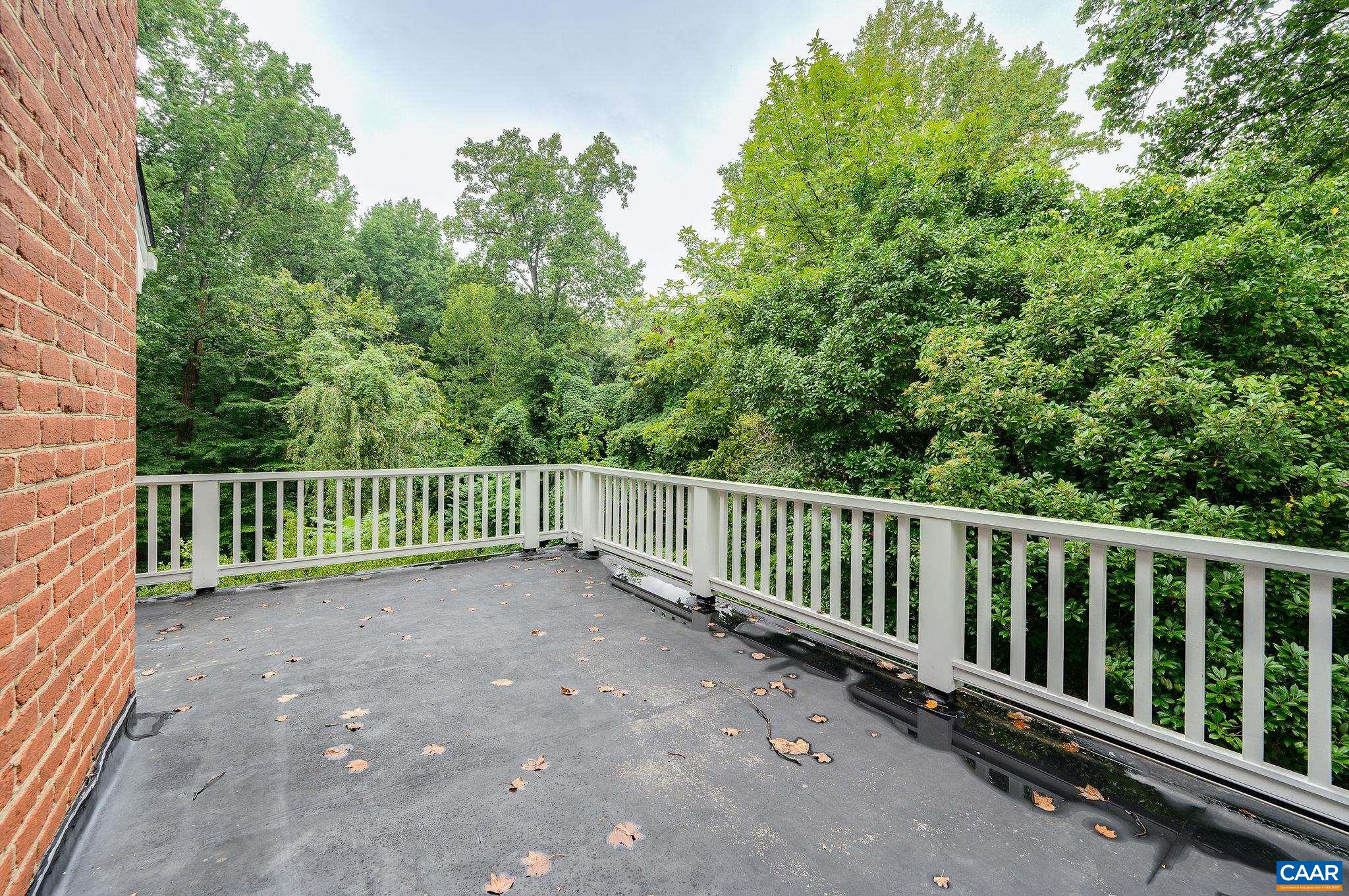 2028 BARRACKS RD