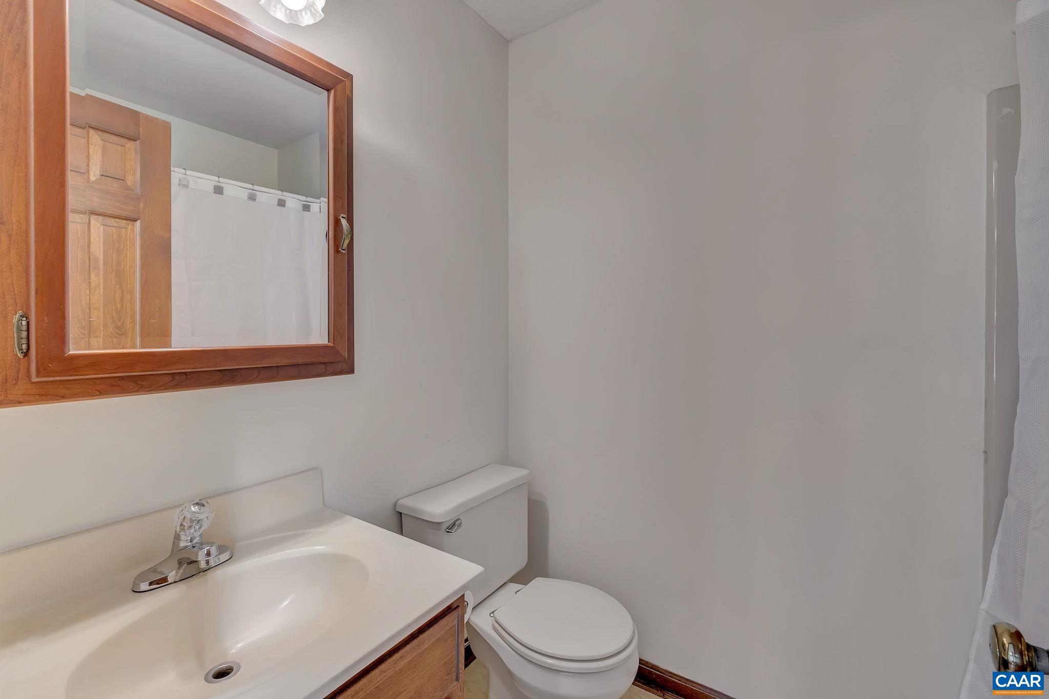 4428 BLENHEIM RD