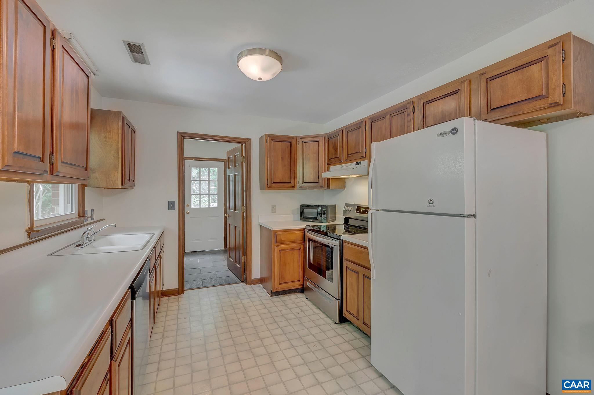 4428 BLENHEIM RD